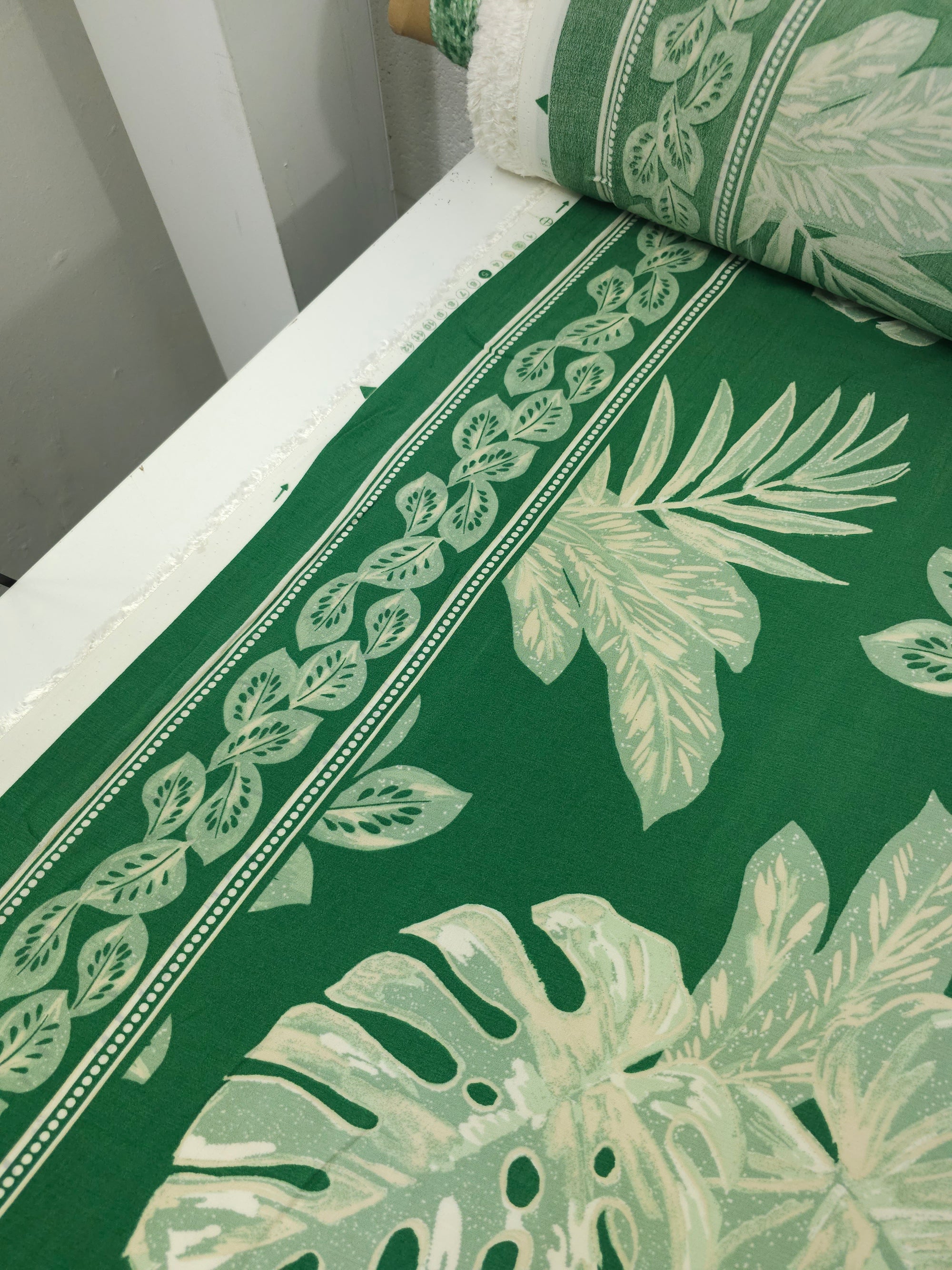 Green Palm Leaf Viscose Crepe *DEFECT*