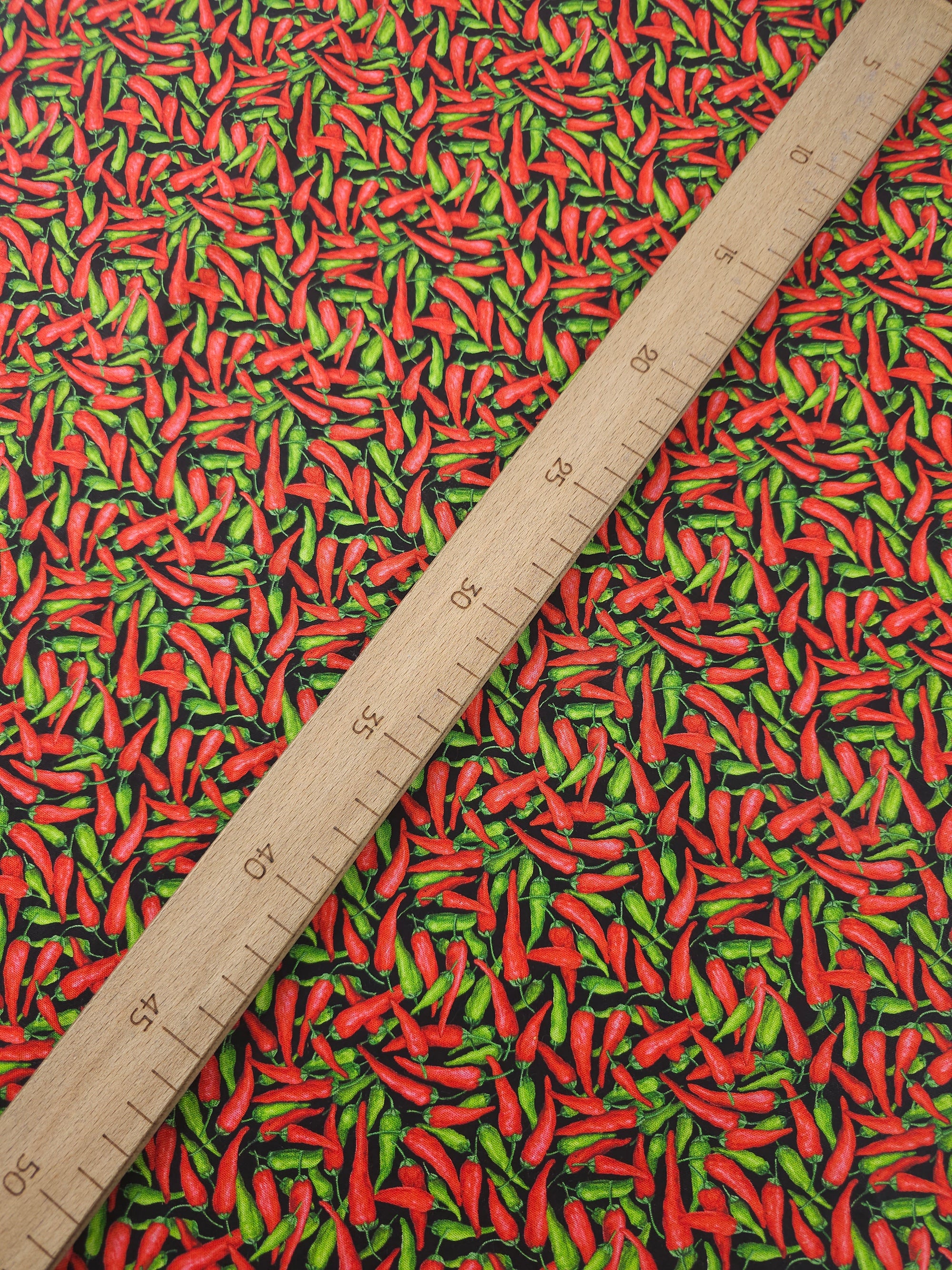 Red/Green Chillies 100% Cotton