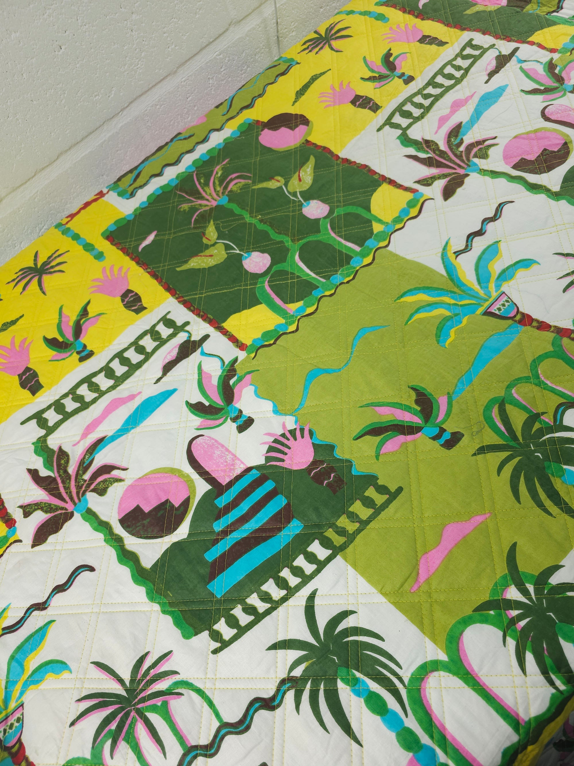 Green/Yellow Palm Tree Scenery Quilted Screen Print - 1.35m Piece