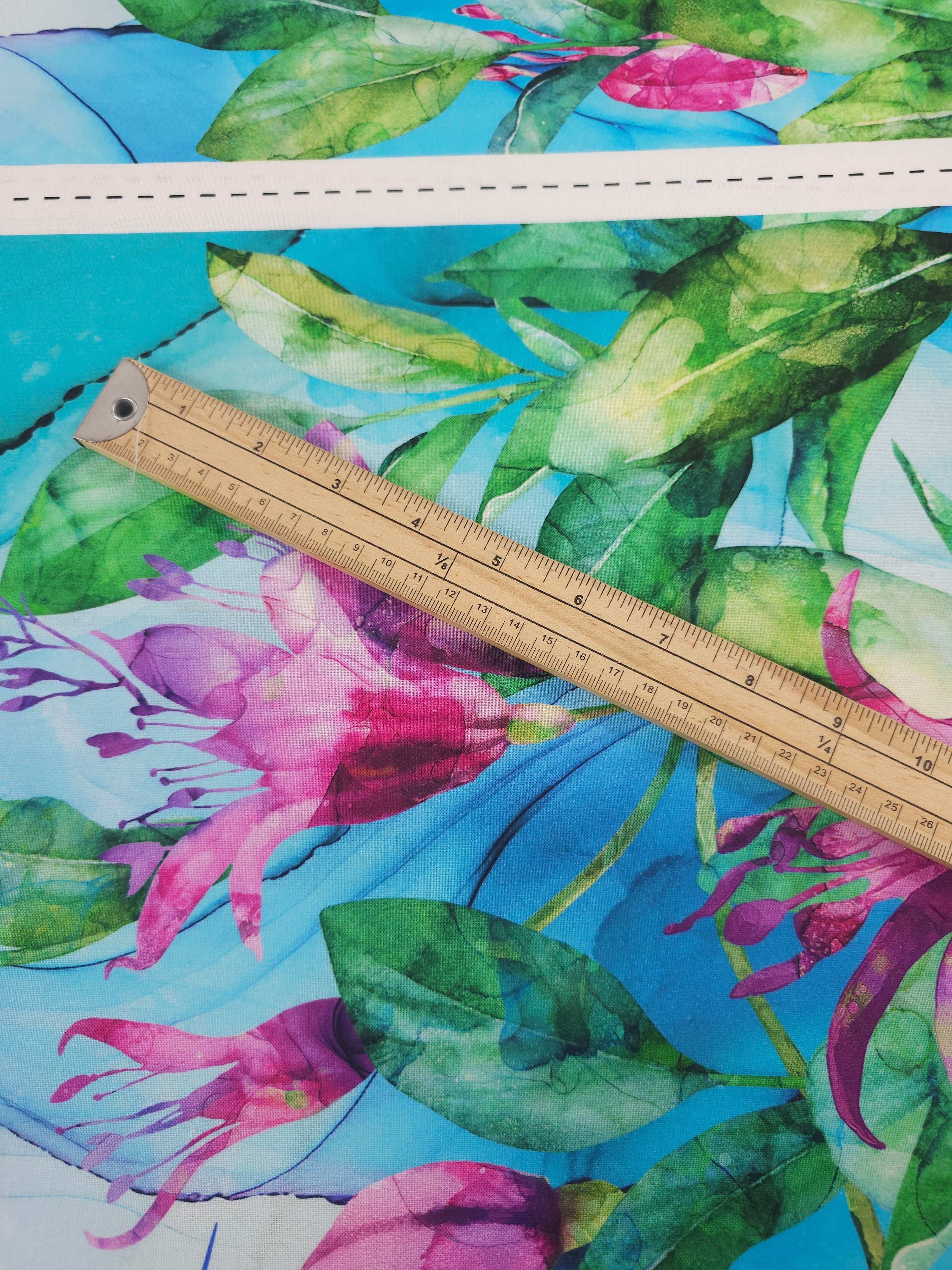 Hummingbird Floral Valley 100% Cotton - 75cm Panel