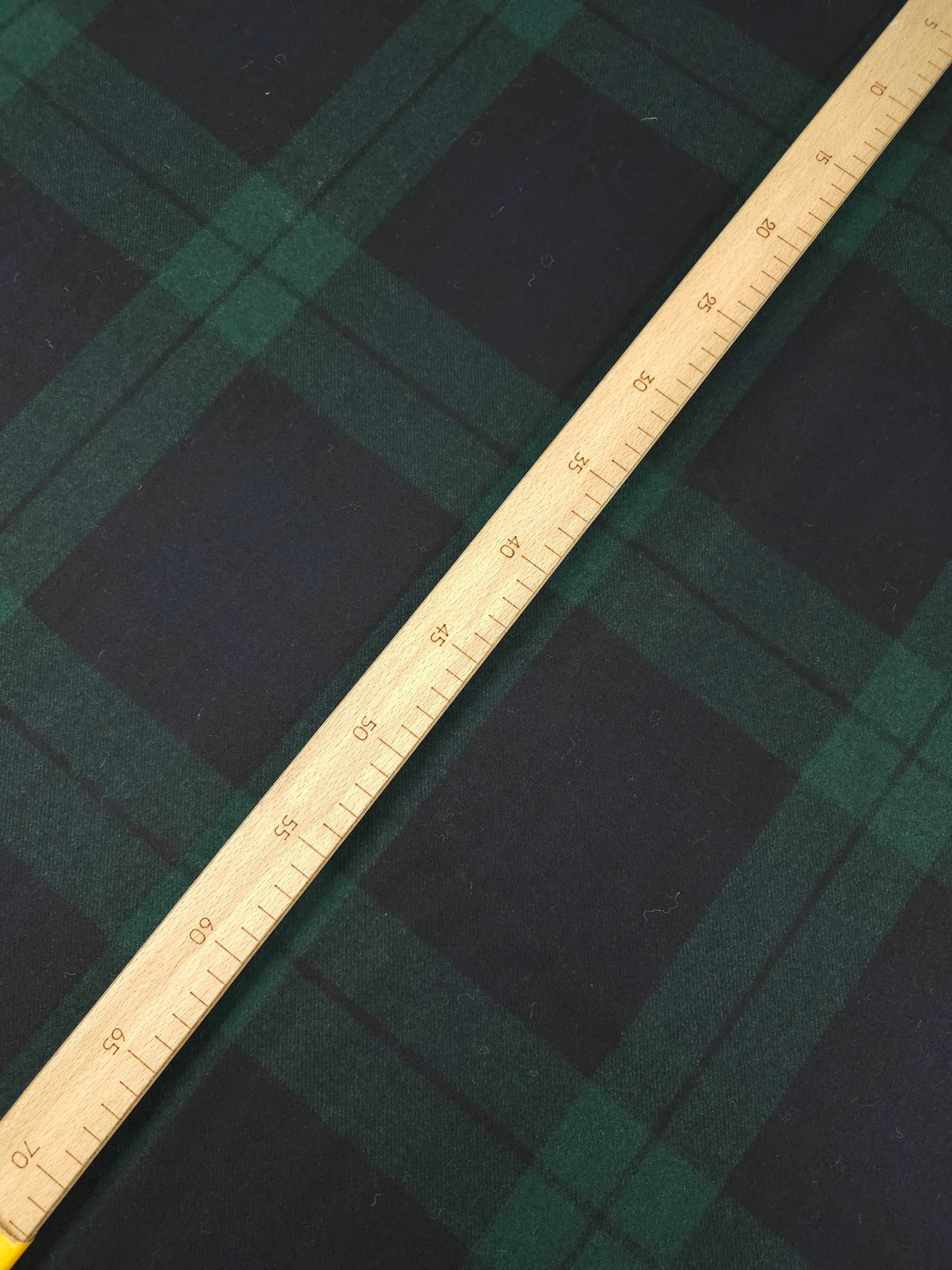 Green/Navy Tartan Mediumweight Soft 100% Wool *ABRAHAM MOON*