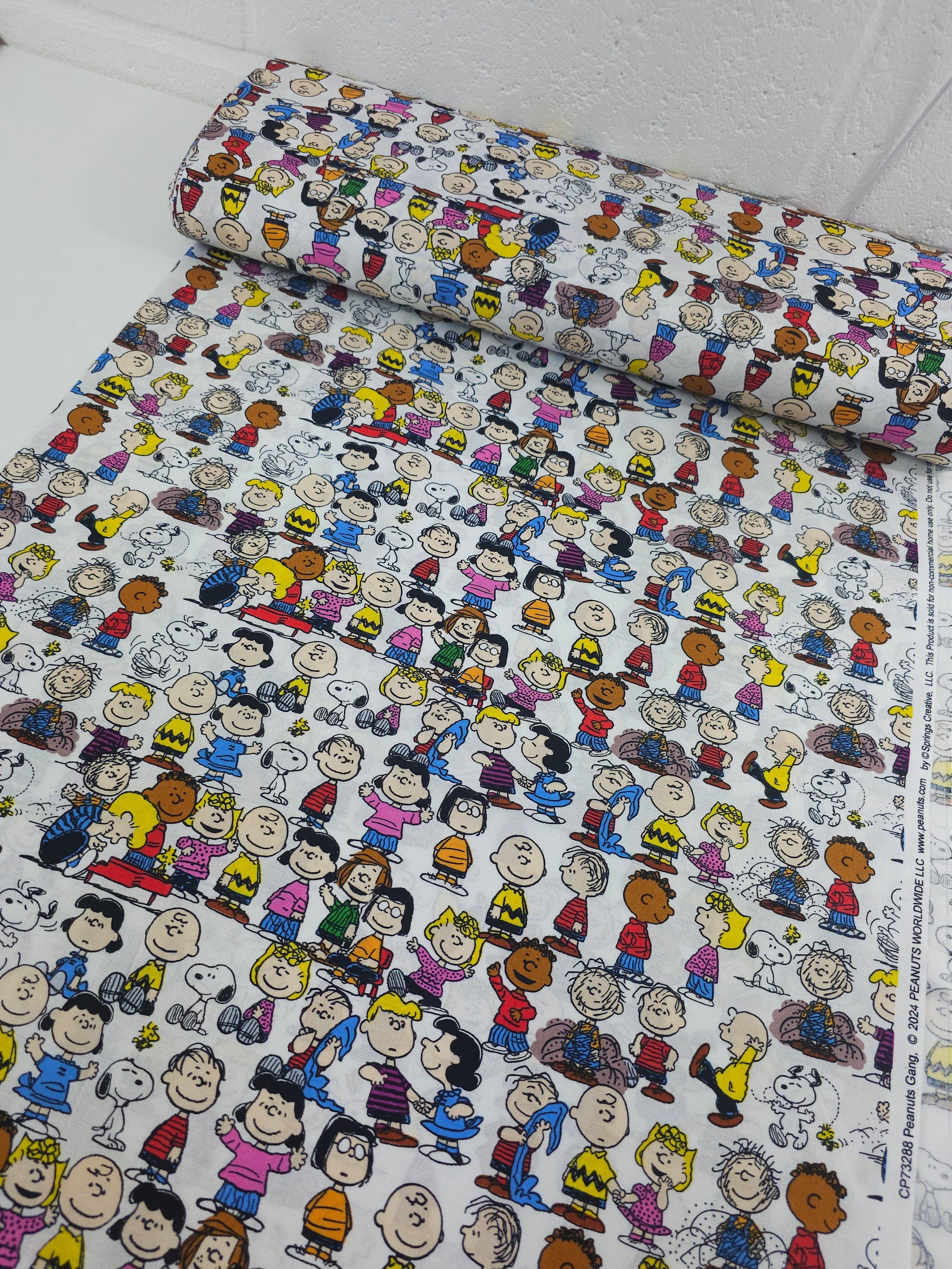 Peanuts Gang 100% Cotton