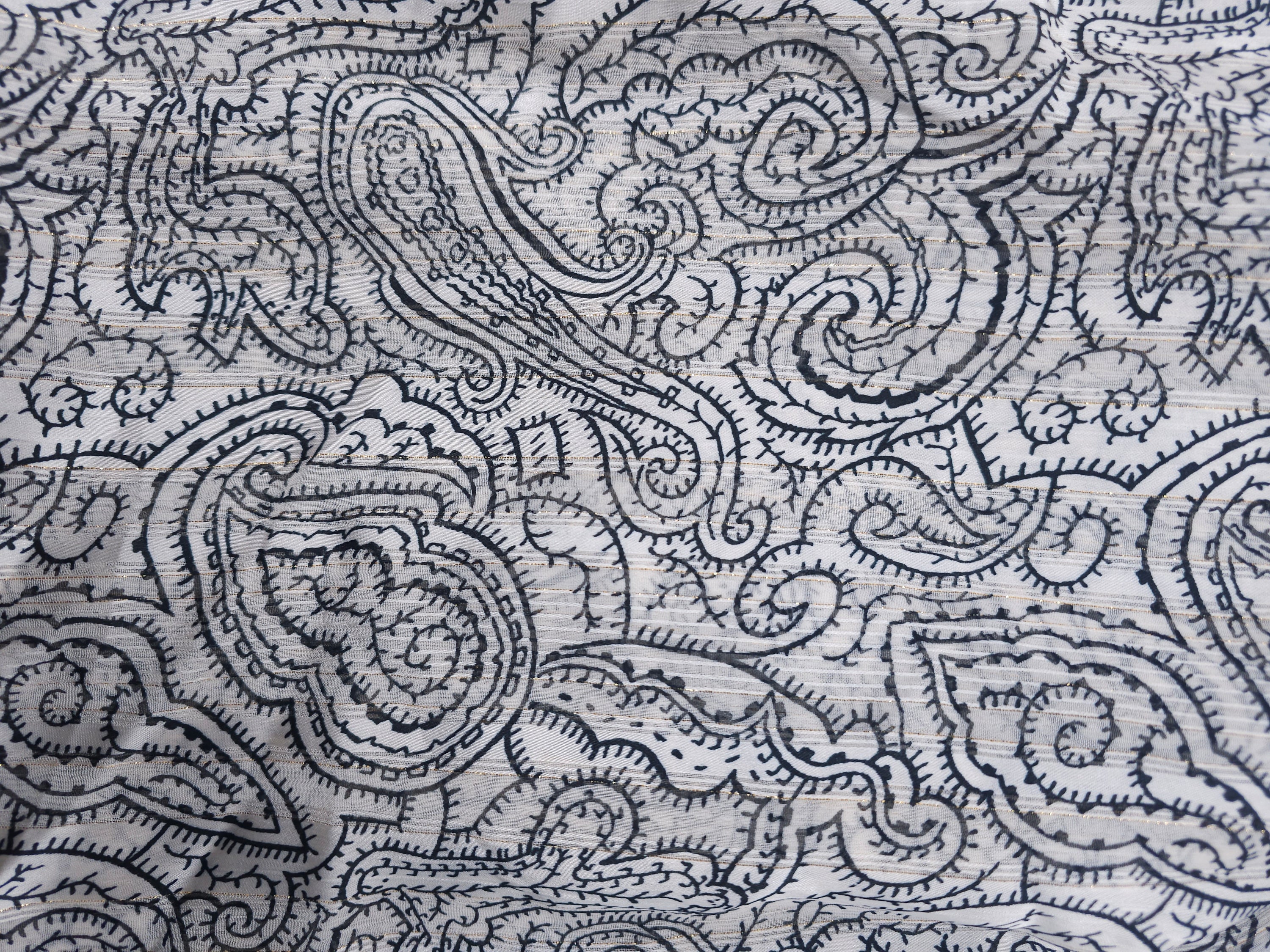 Black squiggle Viscose- 4.2m piece