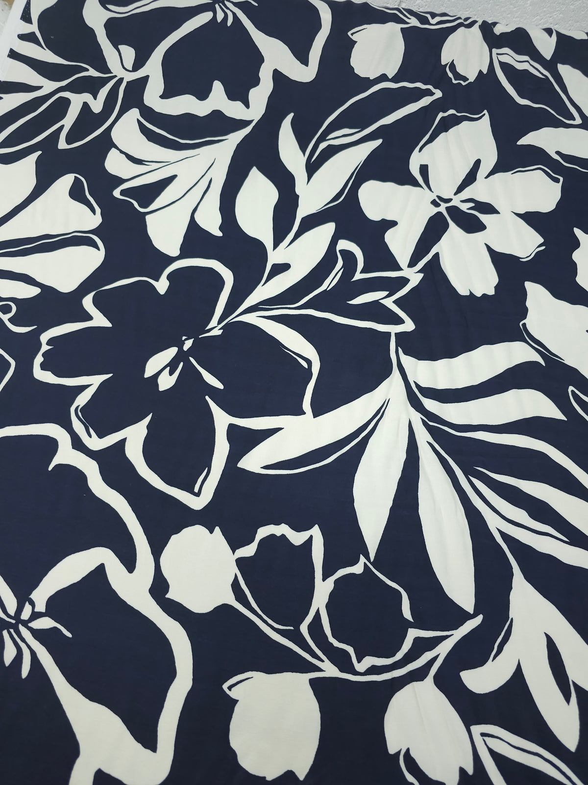 Navy/Ivory Large Sketch Flower Viscose Satin