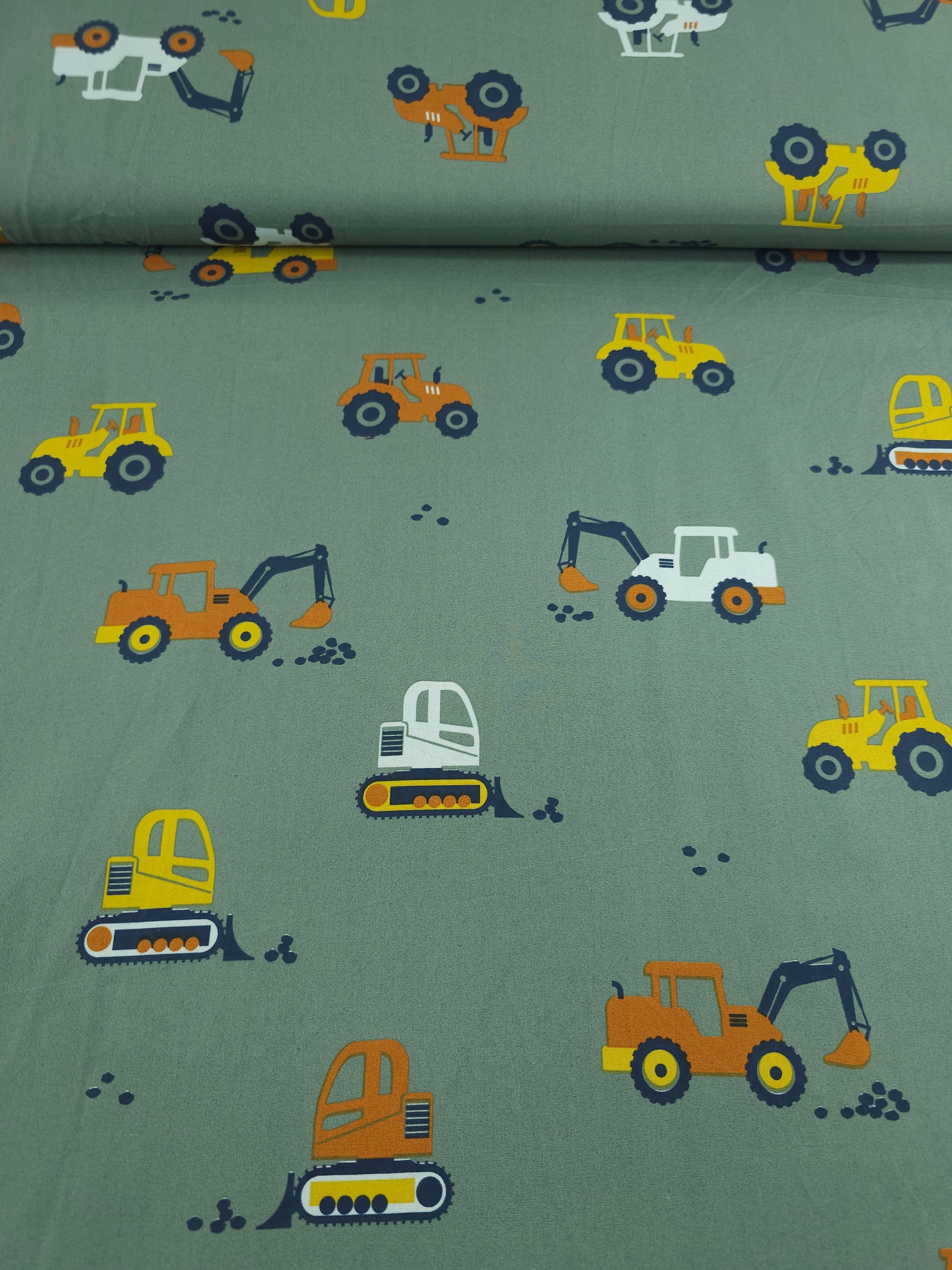 Construction Vehicles 100% Cotton 55"