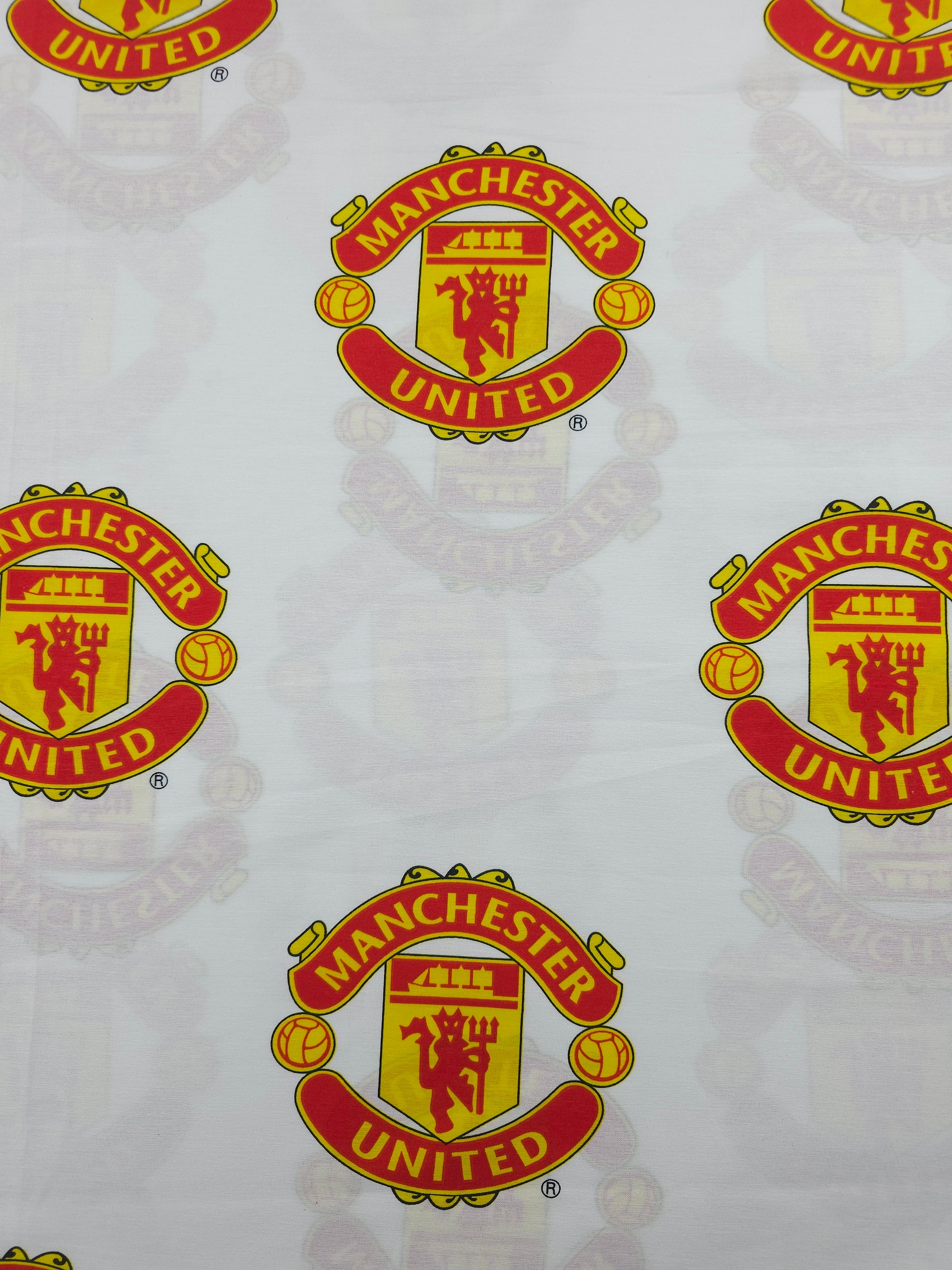 White Manchester United FC Emblem 100% Cotton Football Fabric 94" *EXTRA WIDE*