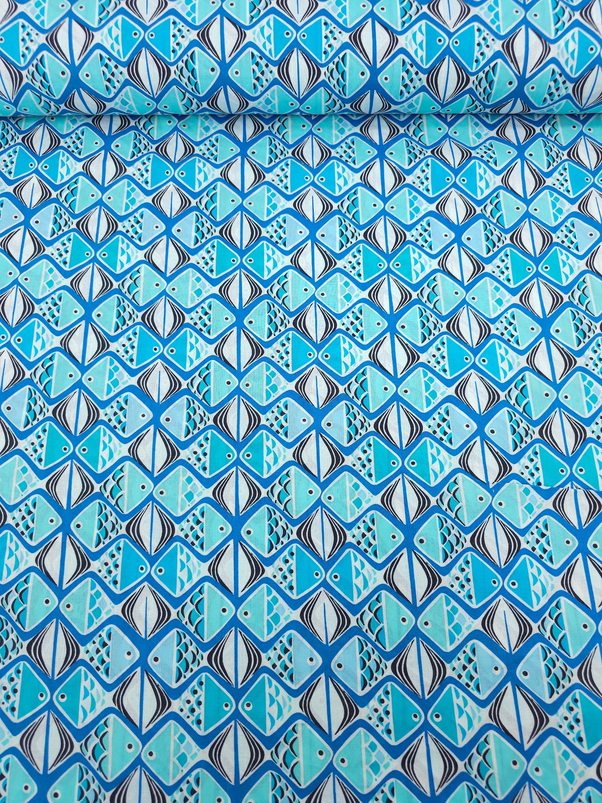 Geometric Fish Tile 100% Cotton 60"