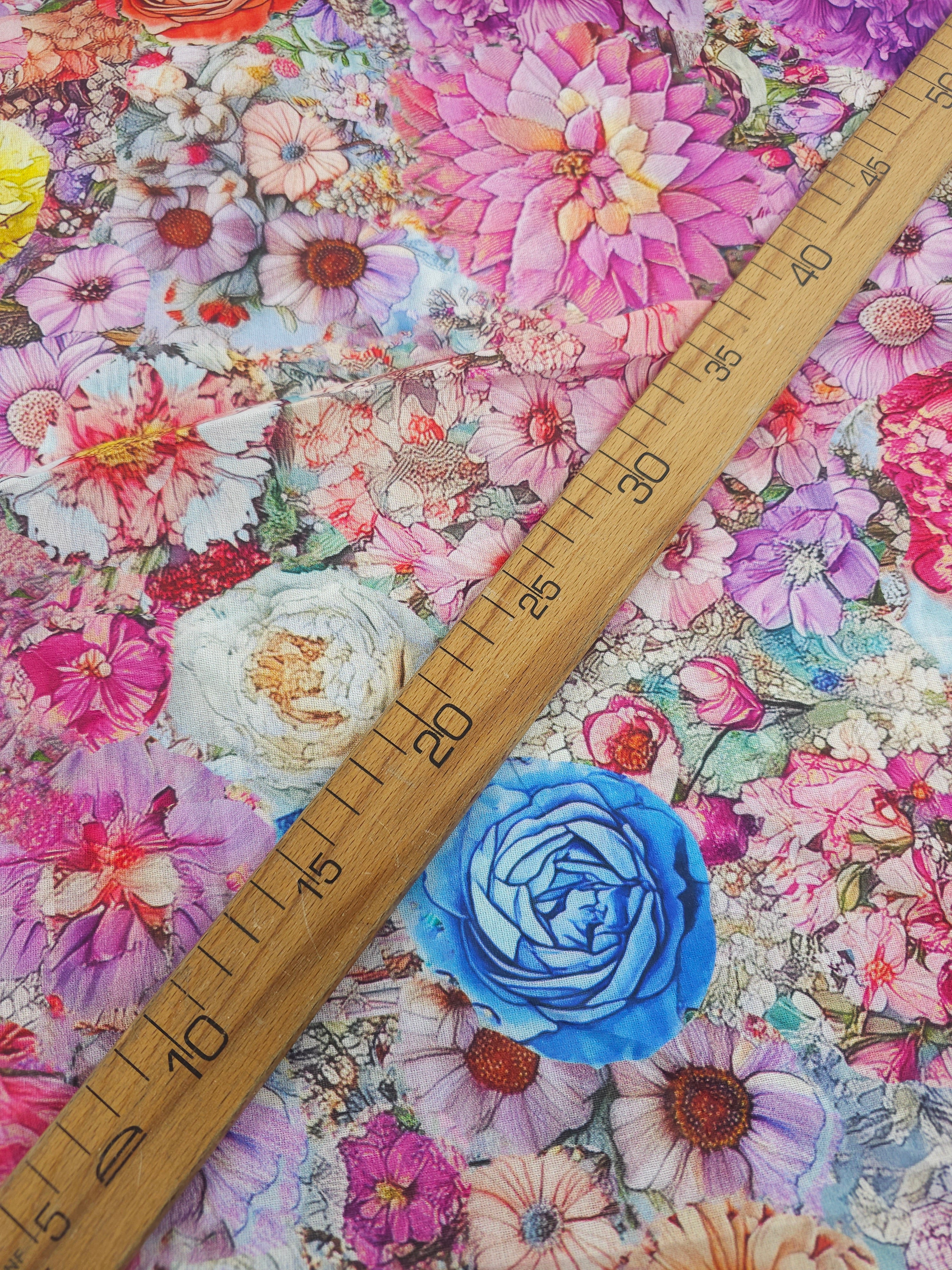 Whimsical Floral 100% Cotton 104” - Urban Outfitters *EXTRA WIDE*