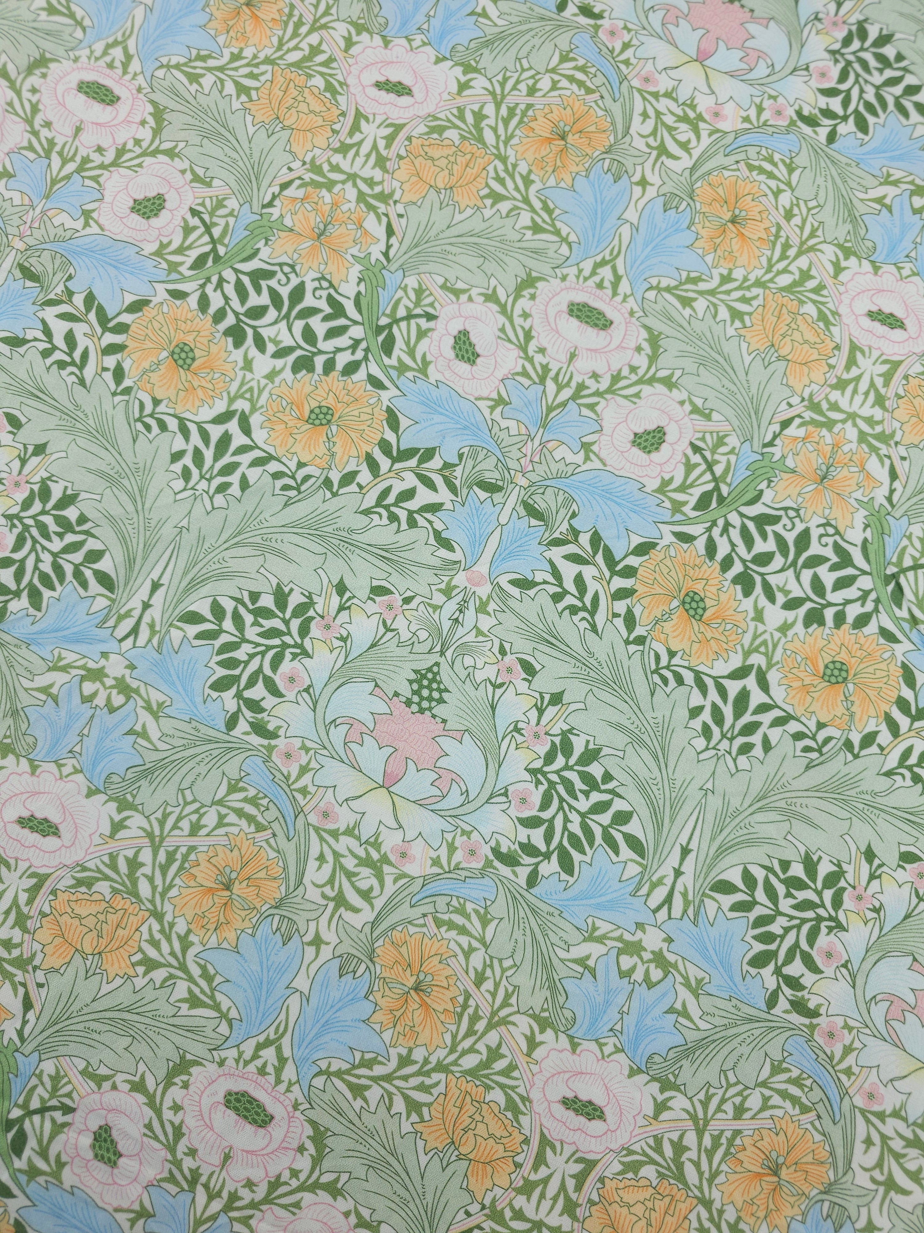 Simply Nature Norwhich Floral 100% Cotton - William Morris