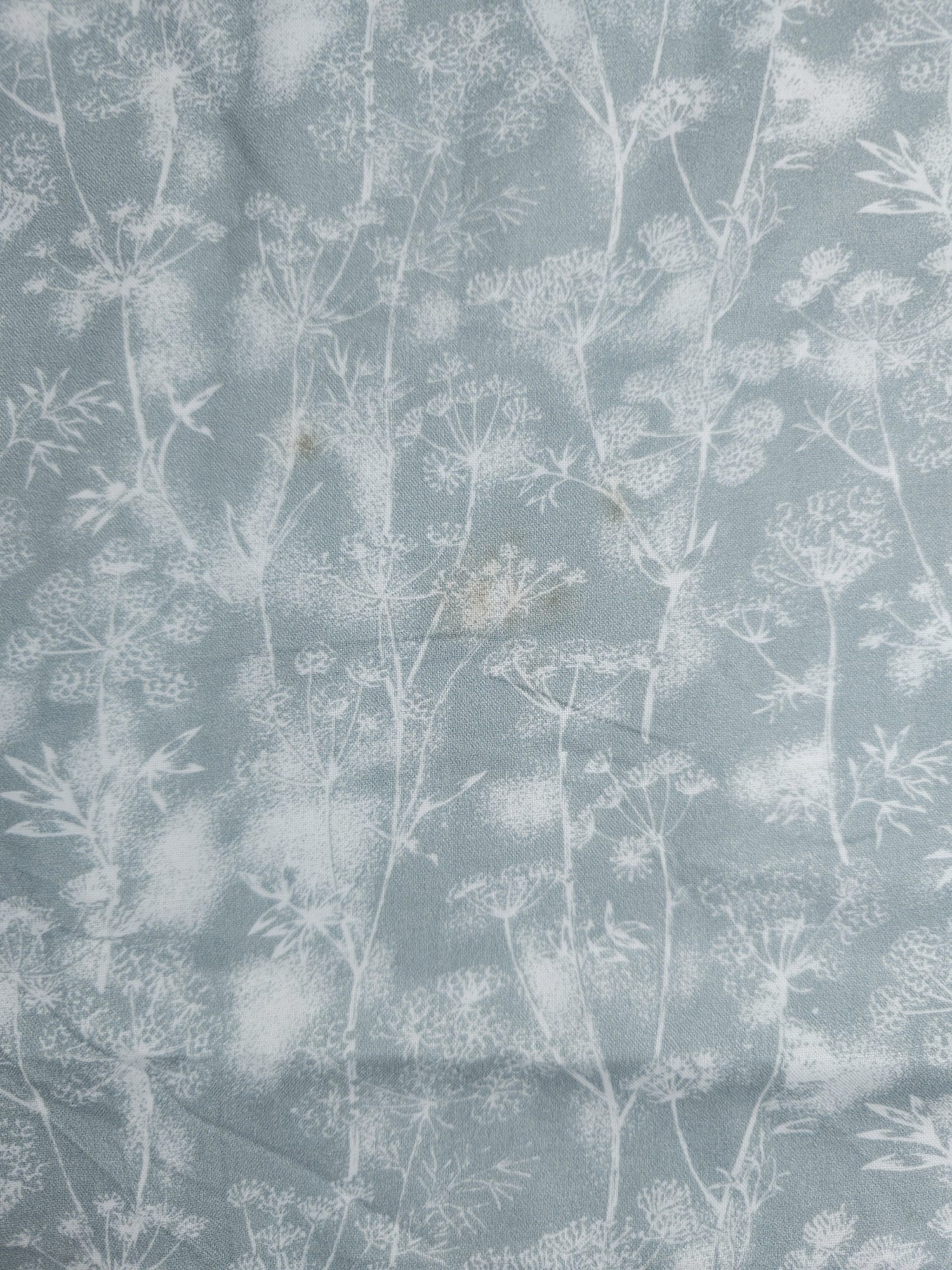 Frosty Vine Cotton (Defect) - 2.2m Piece