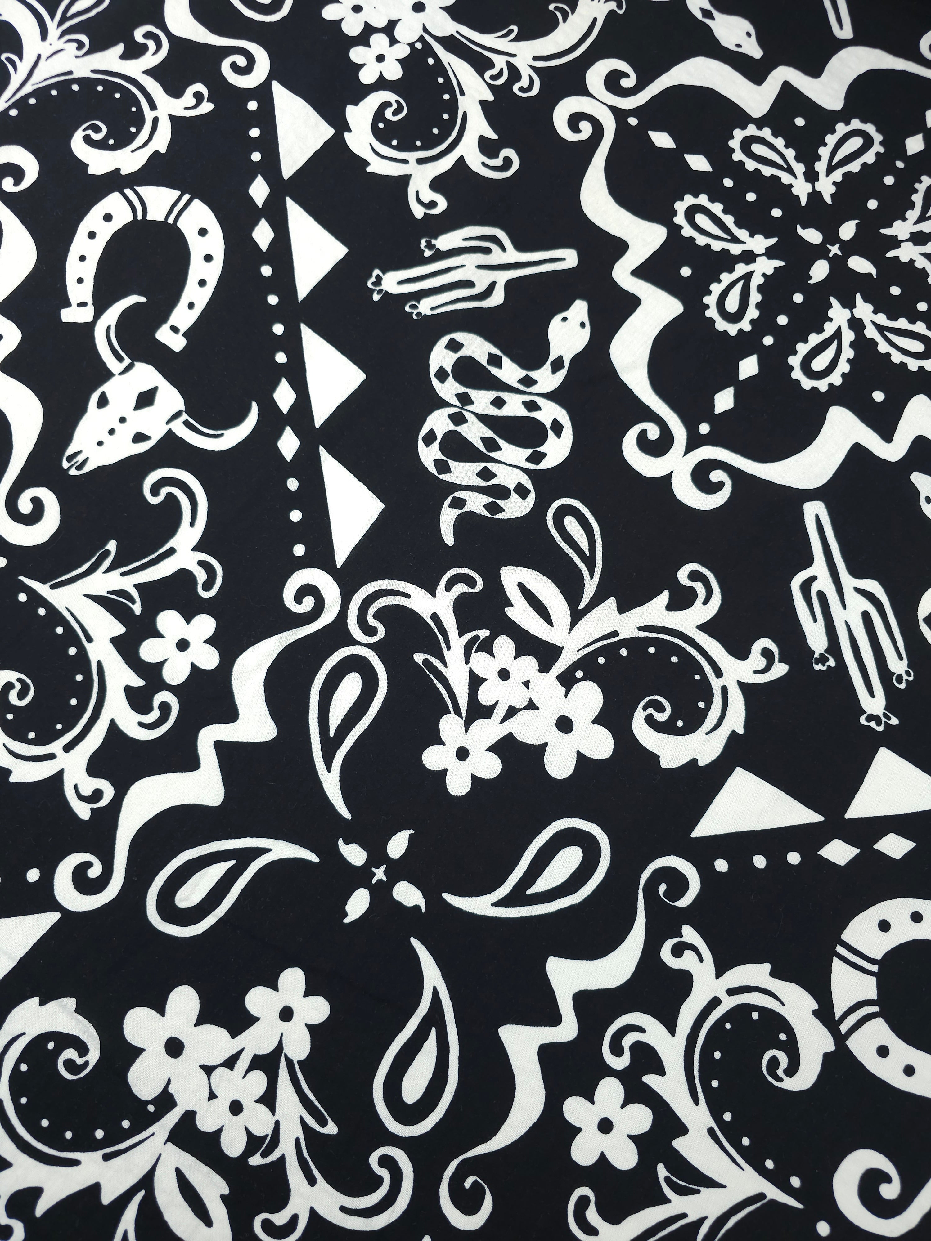 Black/White Rodeo Damask Abstract Cotton Viscose - New Look