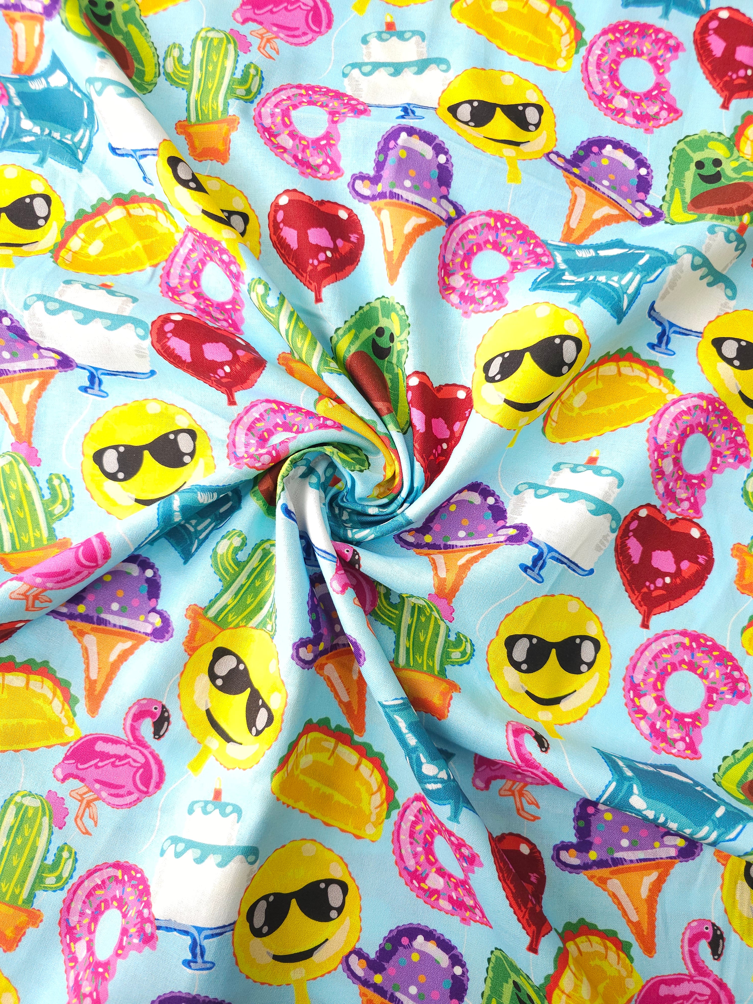 Light Blue Novelty/Emoji Balloons Cotton