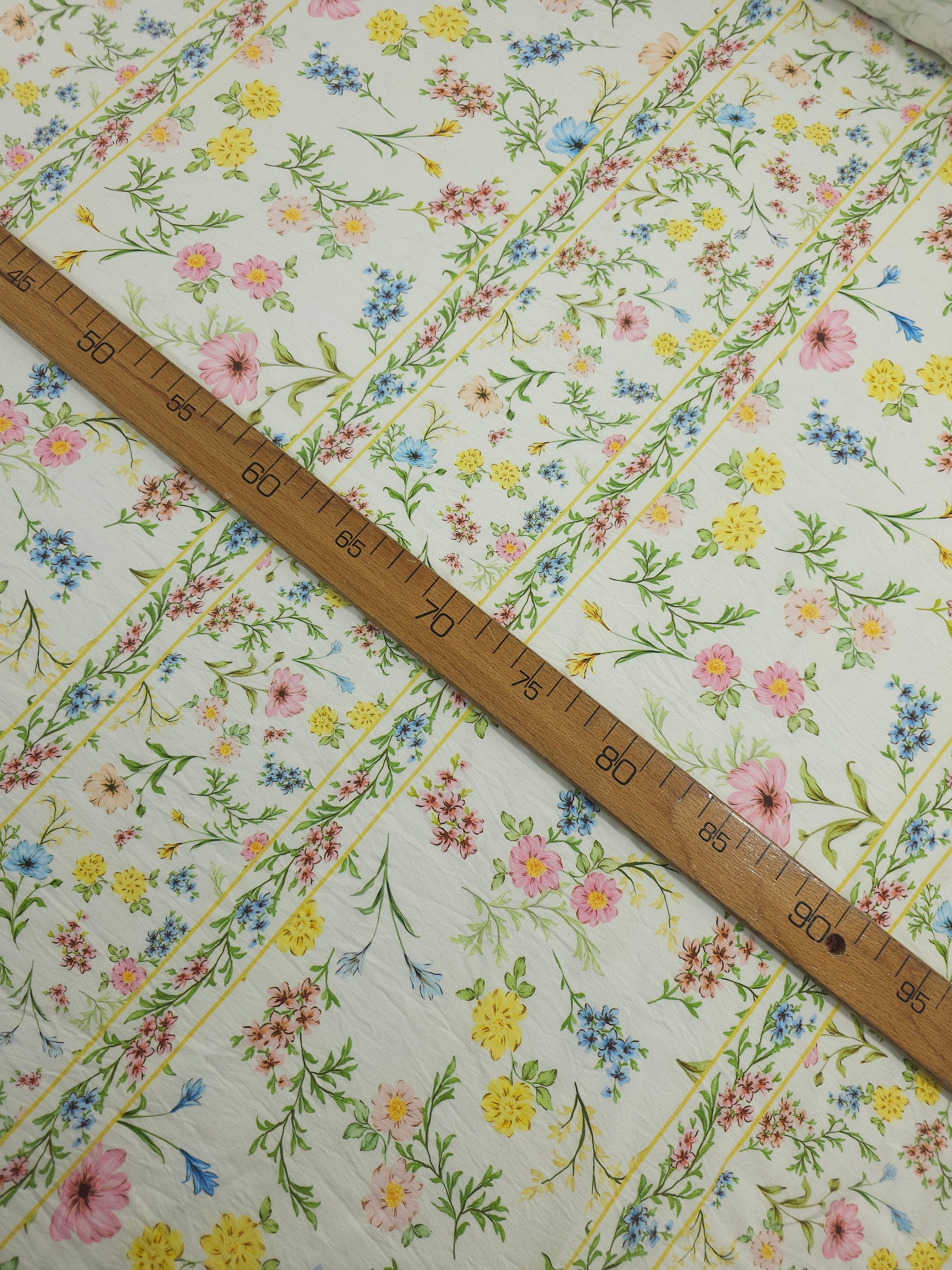 Retro Floral Stem Stripe Modal