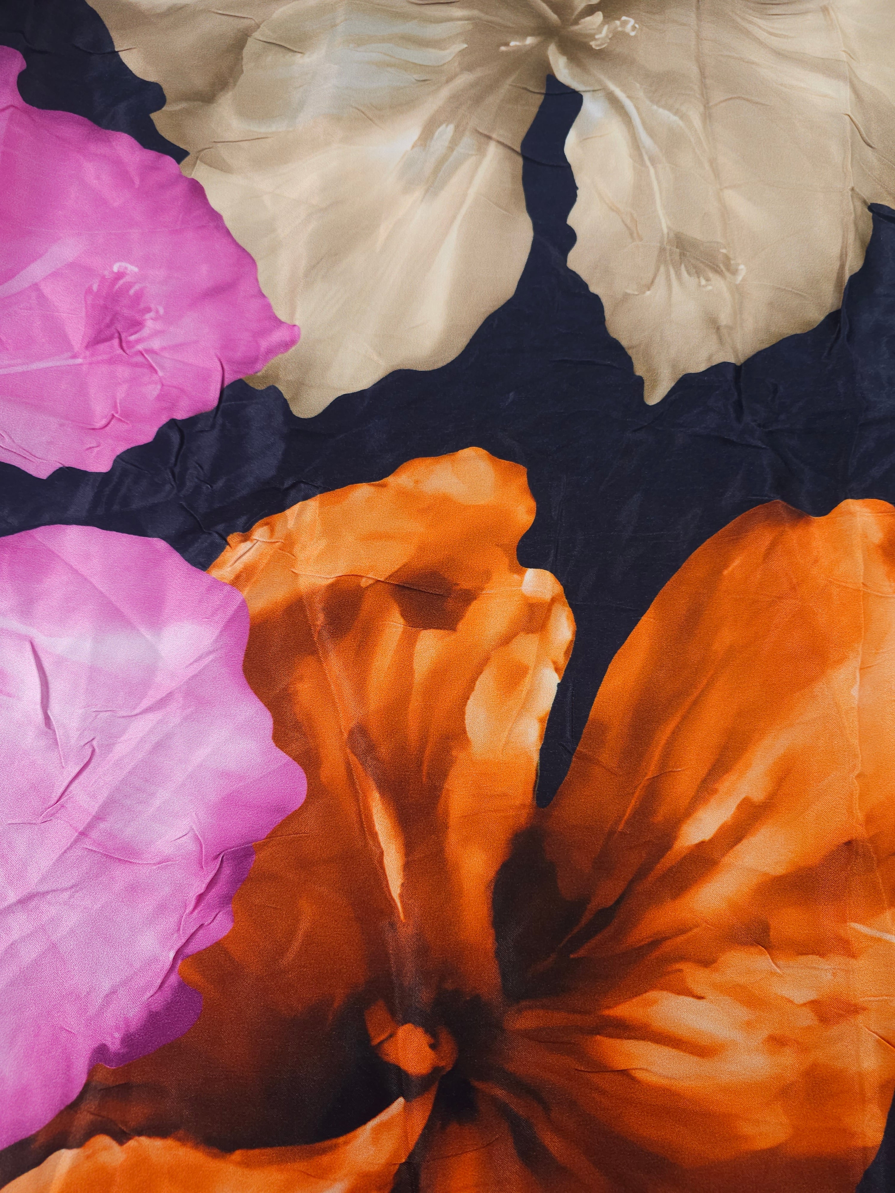 Big bold floral Viscose sateen- 1.3m piece
