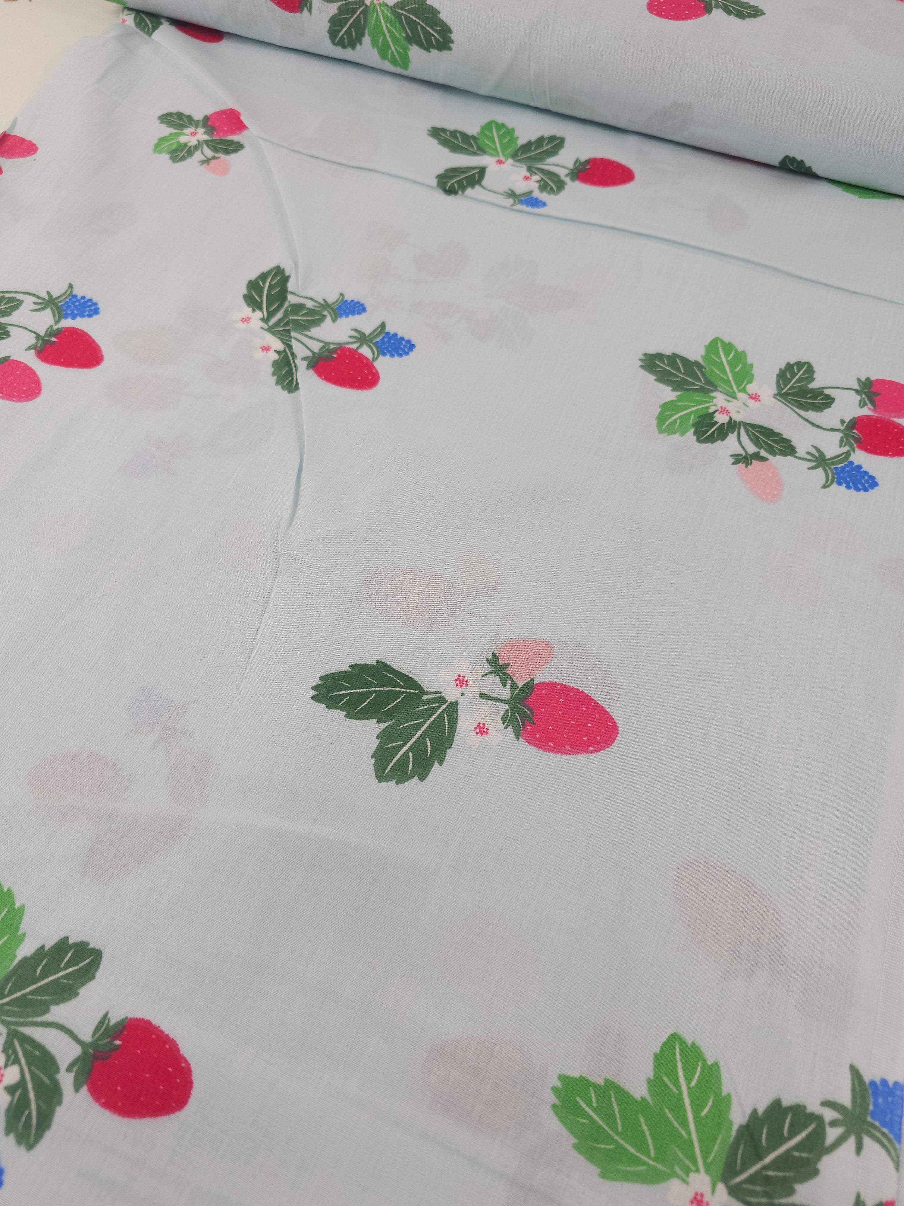 Strawberry Cluster 100% Cotton 86” *EXTRA WIDE*