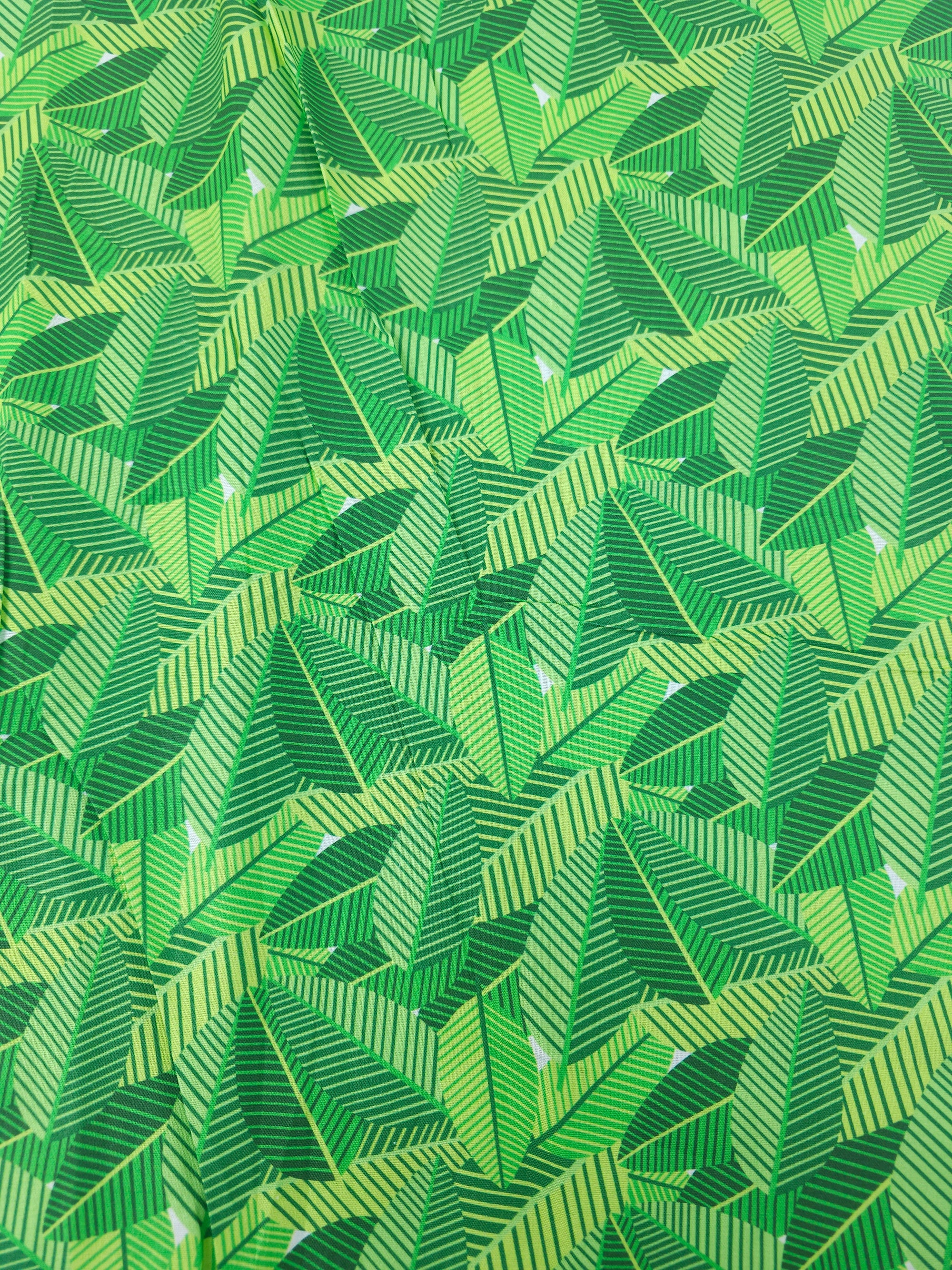 Green Abstract Leaf Shifter 100% Cotton