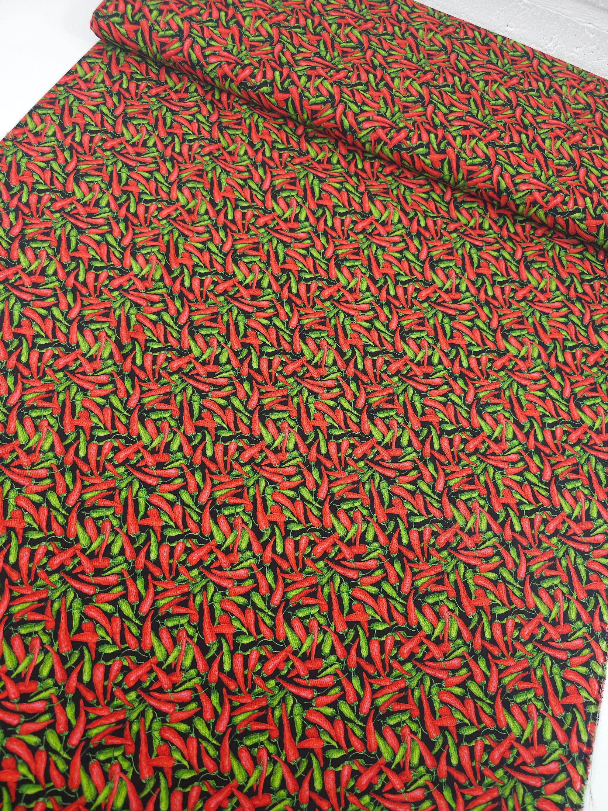 Red/Green Chillies 100% Cotton