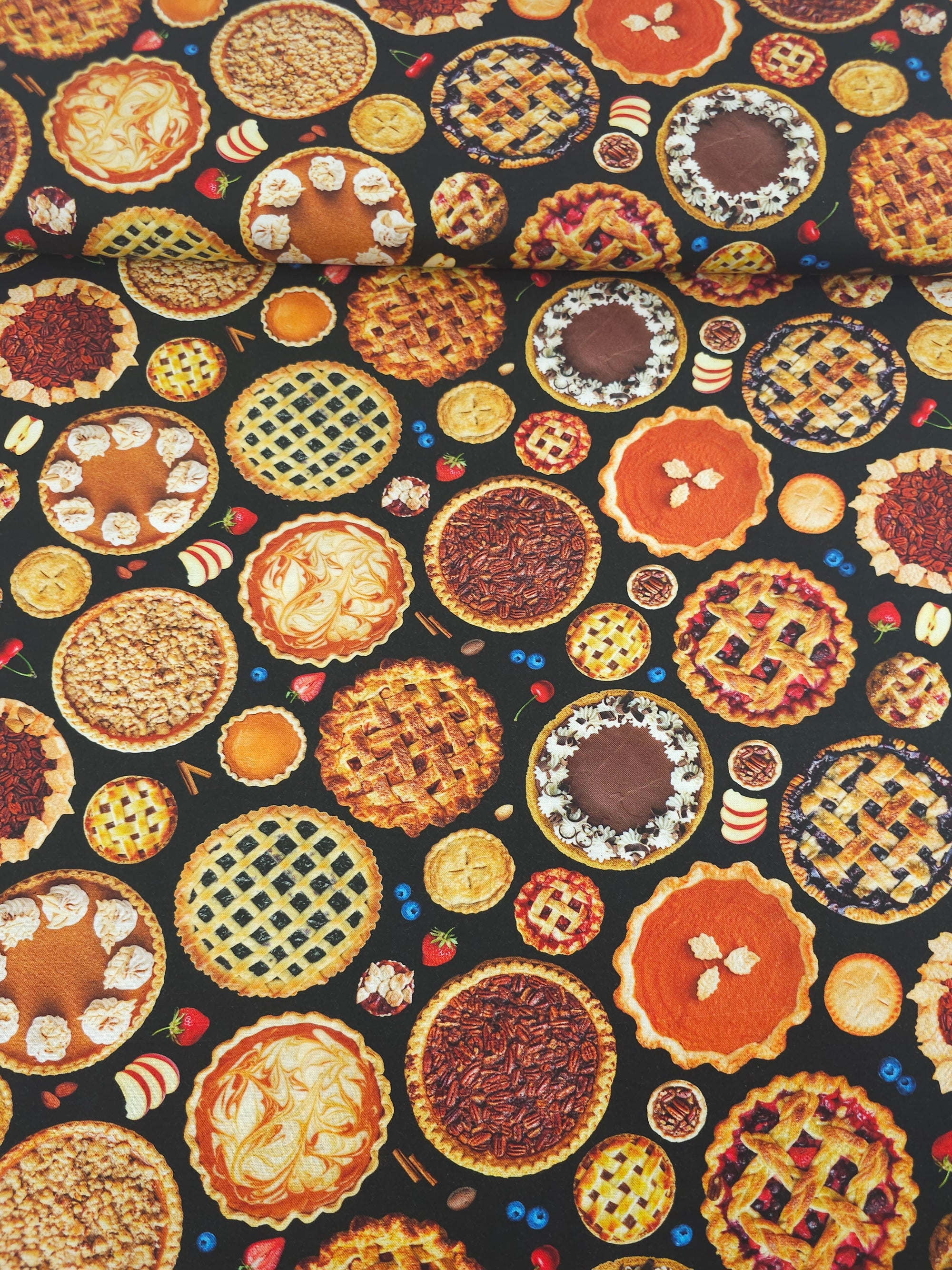 Pie Festivities 100% Cotton