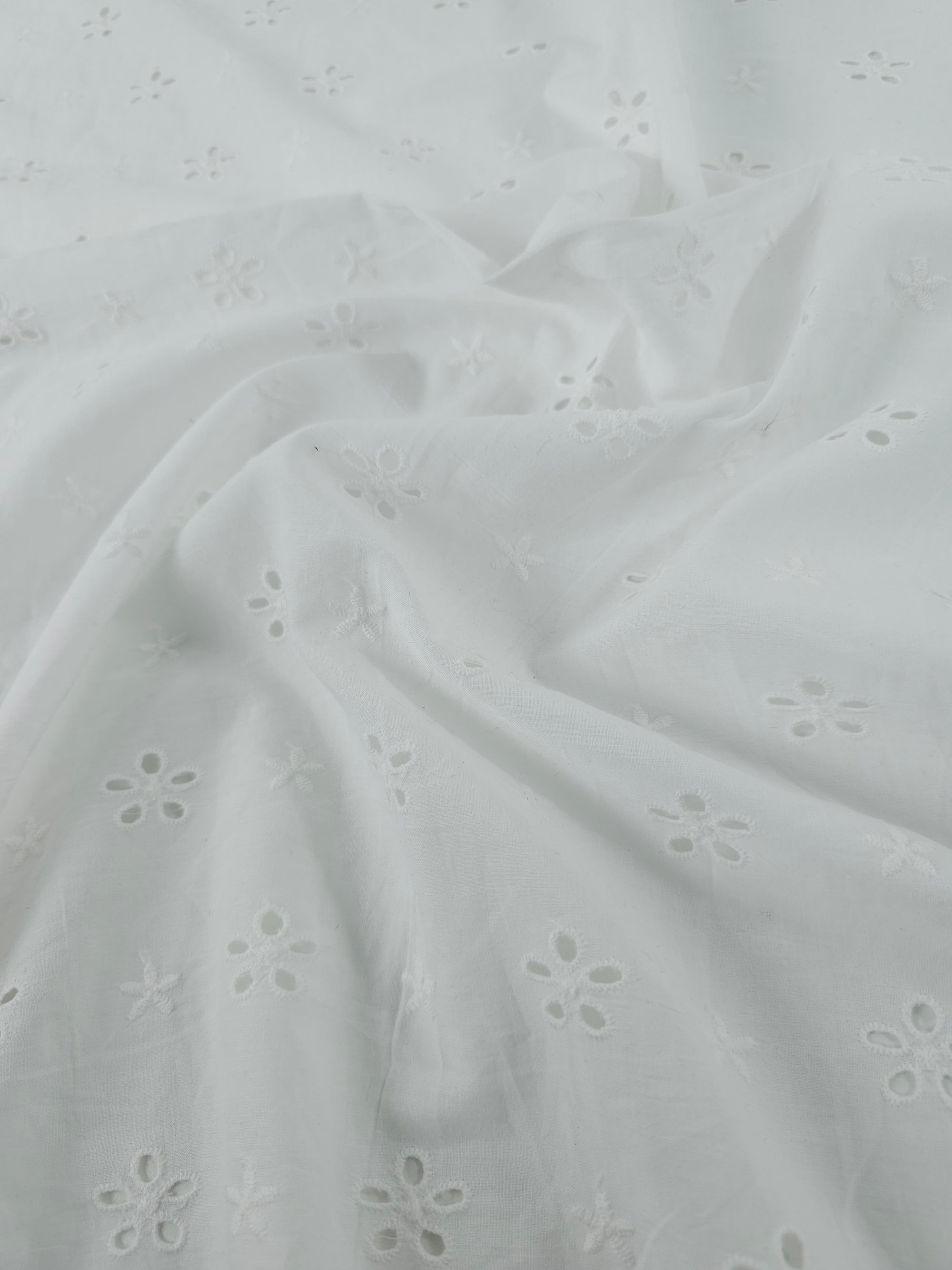 White Star Daisy Flower Cambric Cotton Broderie Anglaise