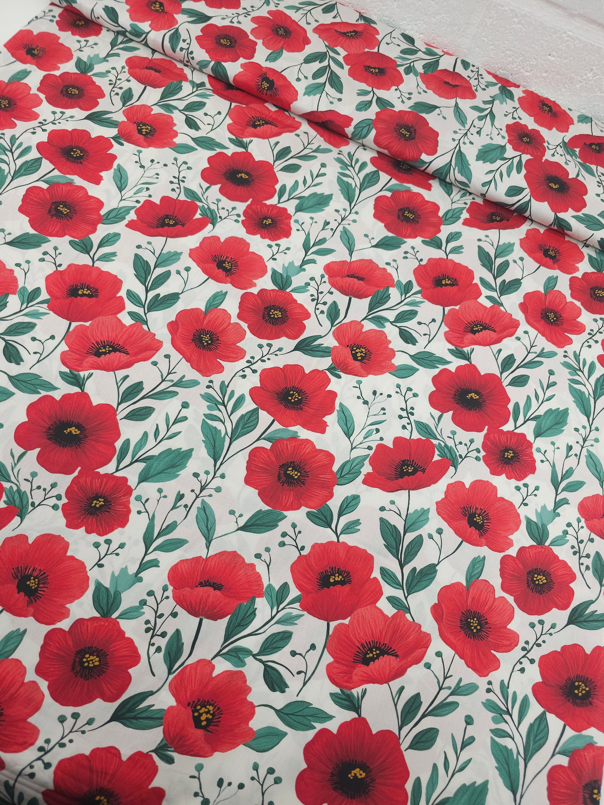 Red Poppy Floral Fine Cotton Poplin 60"