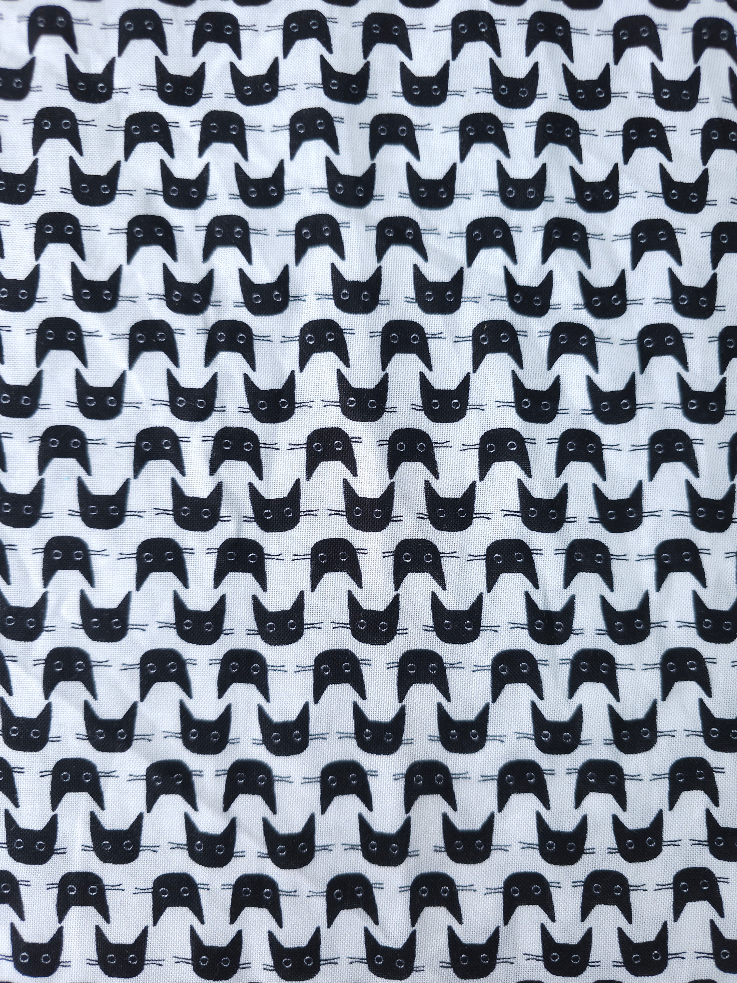 Black/White Mini Creepin' Cat Cotton