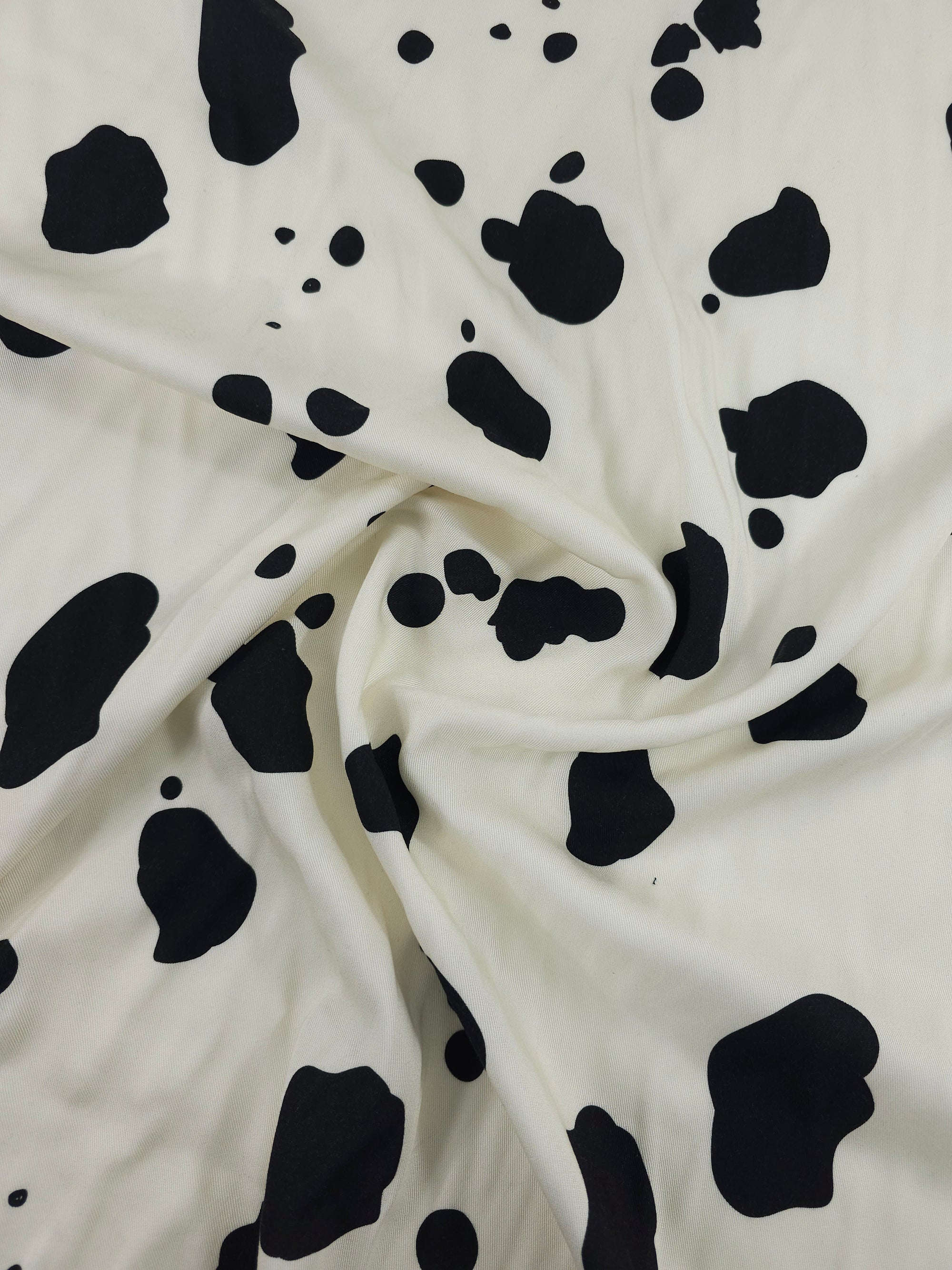Ivory/Black Irregular Cow Viscose Twill *DEFECT*