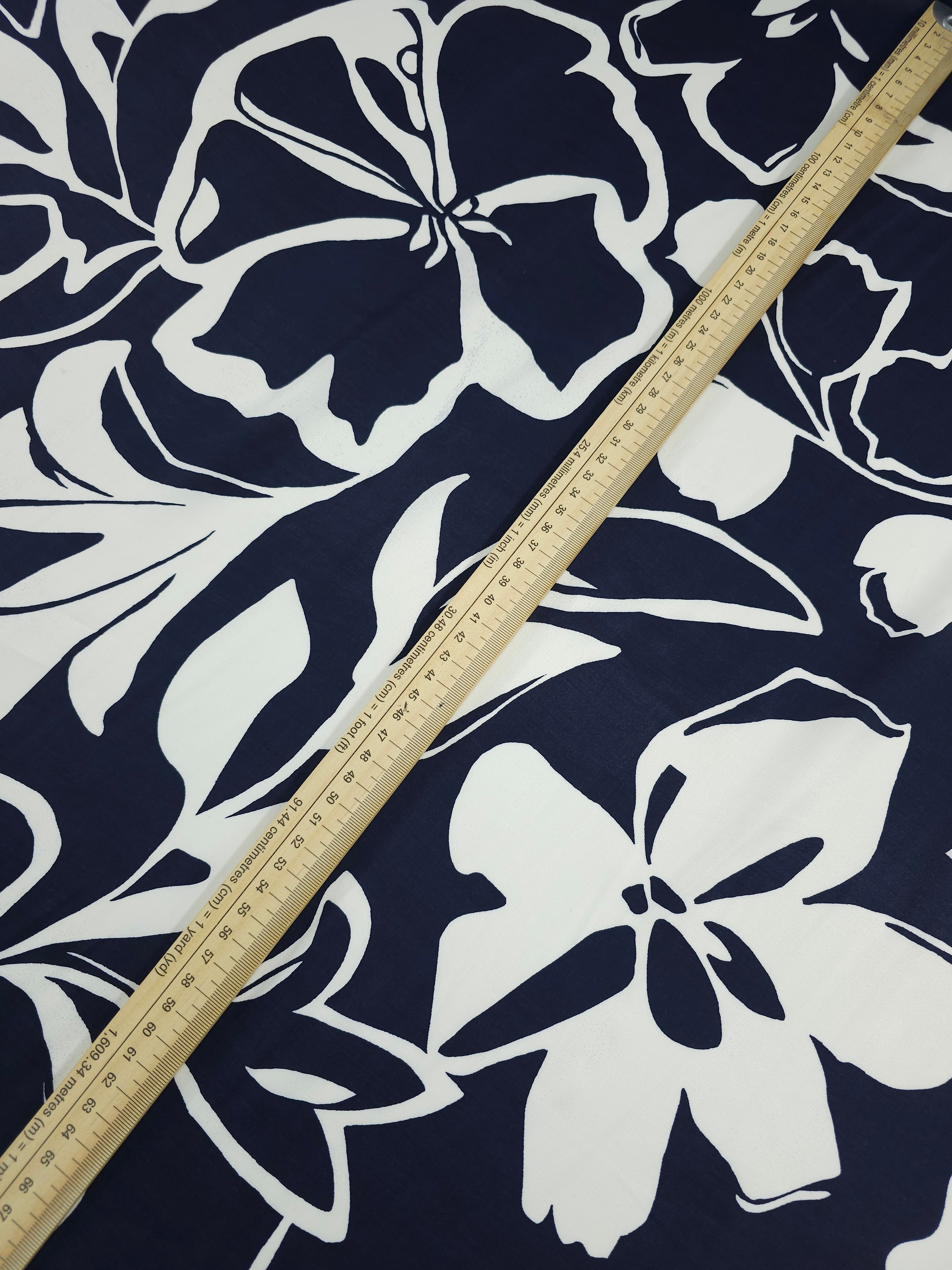 Navy/Off-White Sketch Floral Viscose Satin *DEFECT*