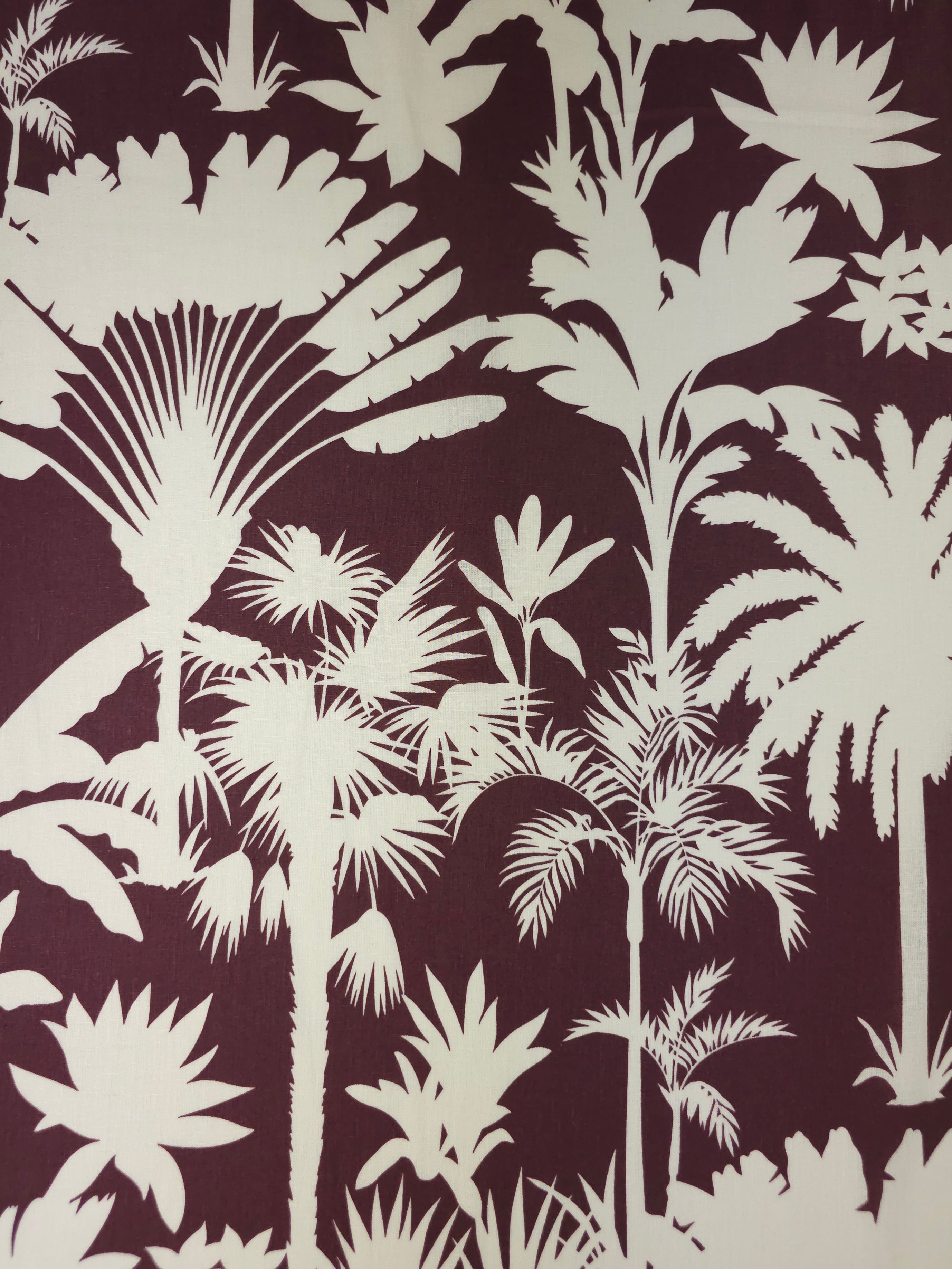Burgundy Palm Tree 100% Linen *DEFECT* – Rainbow Fabrics