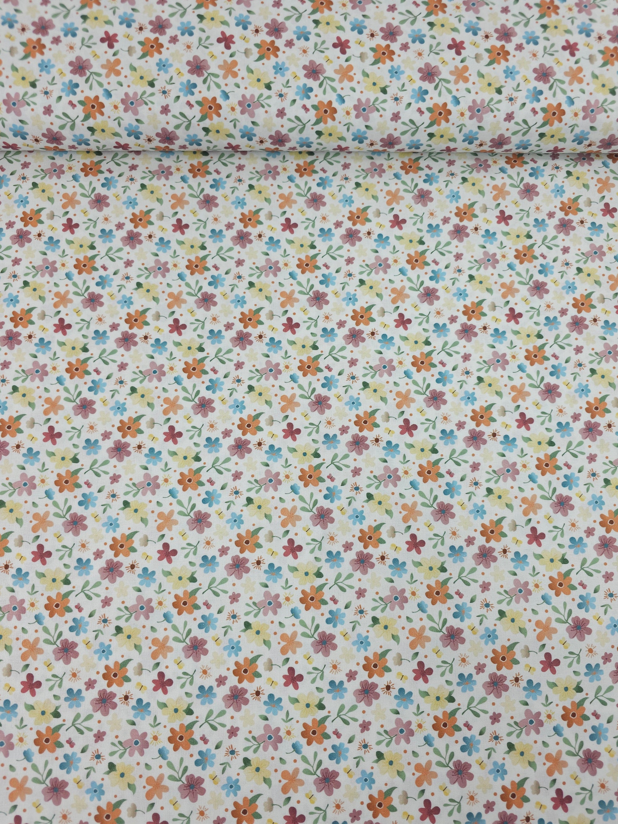 Spring Ditsy Floral Party 100% Cotton 57"