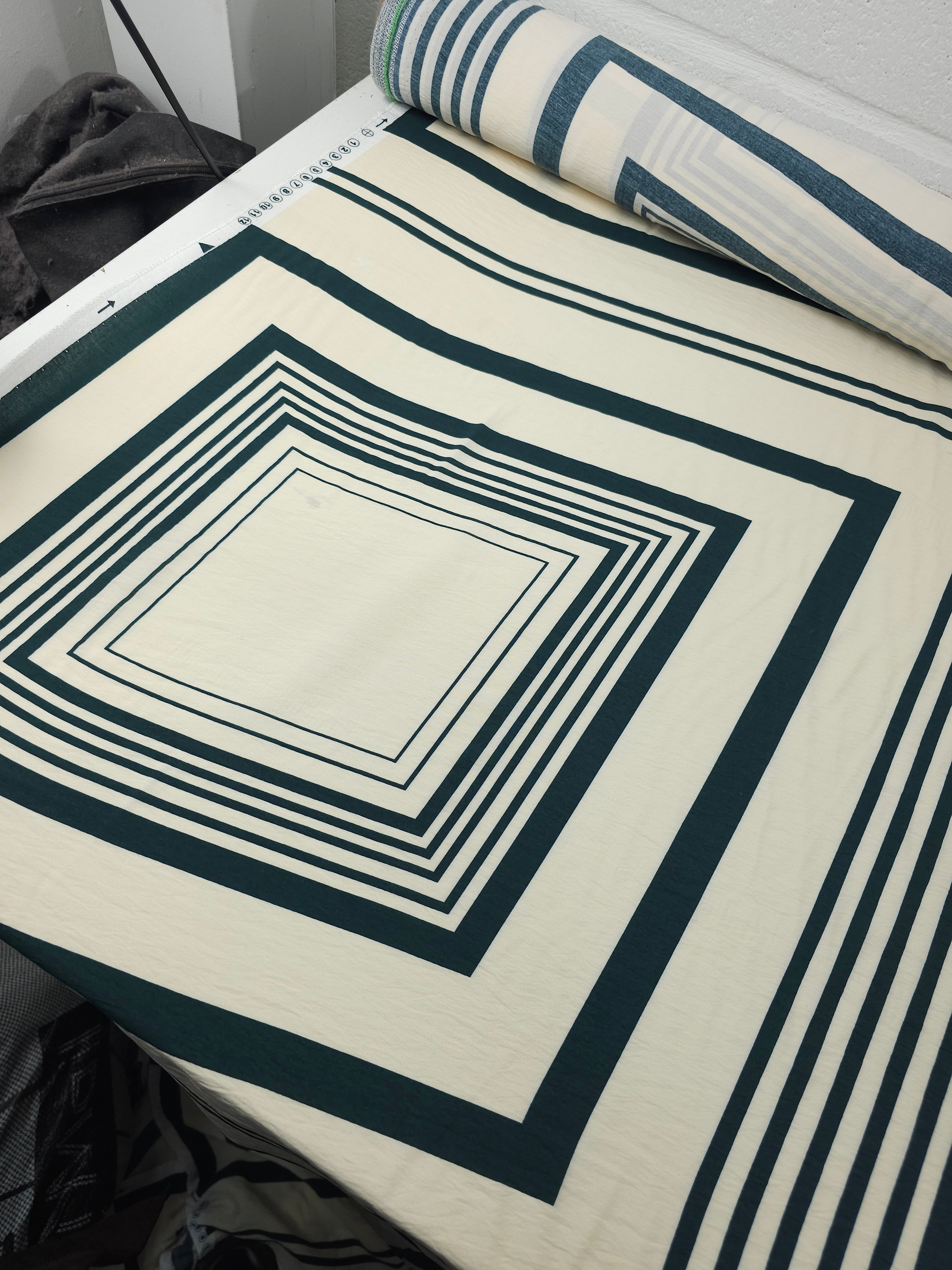 Cream/Petrol Teal Twin Square Geometric Modal