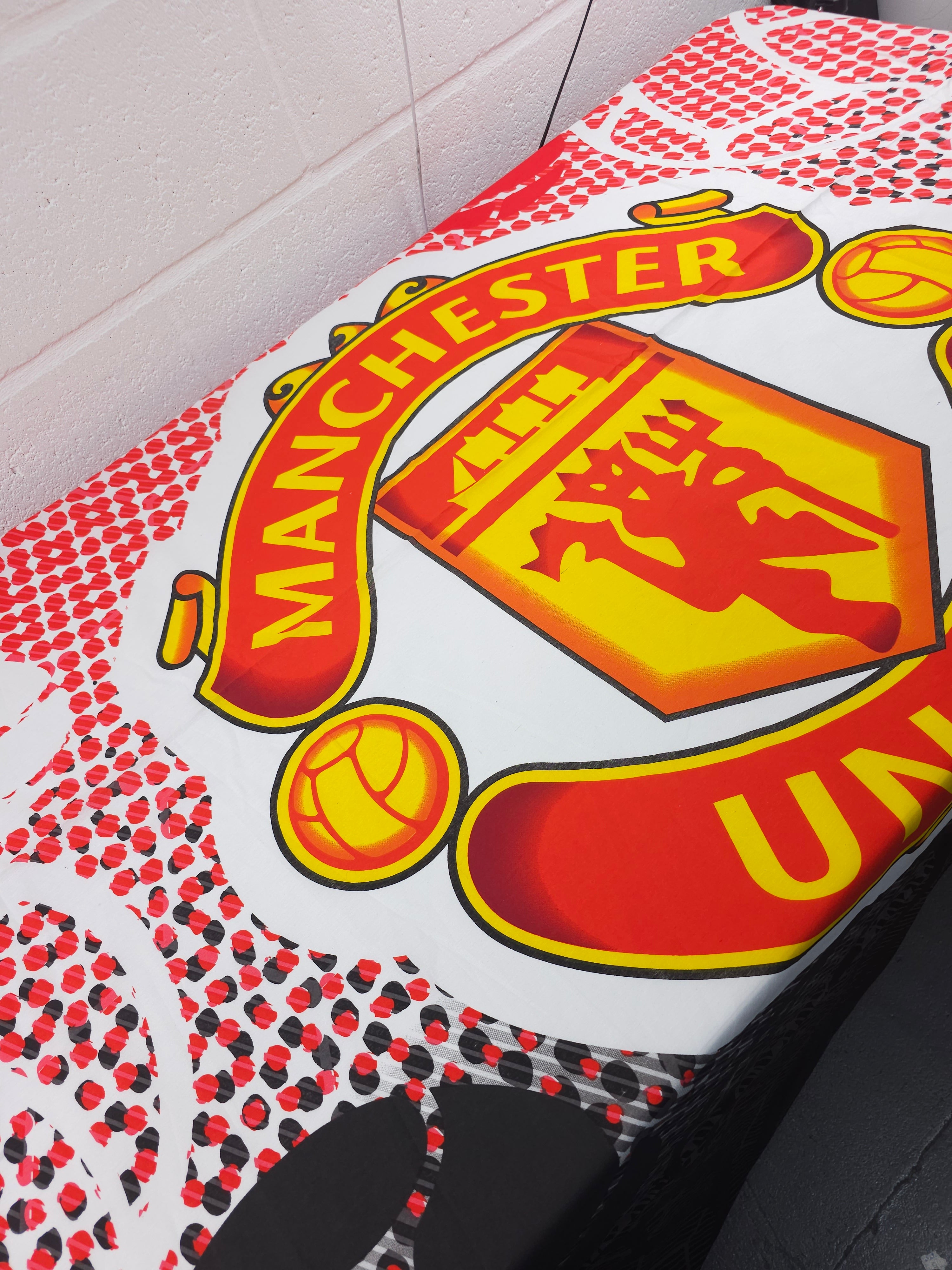 Manchester United FC Large Emblem 100% Cotton Football Fabric 92" - 2.10m Panel *EXTRA WIDE*