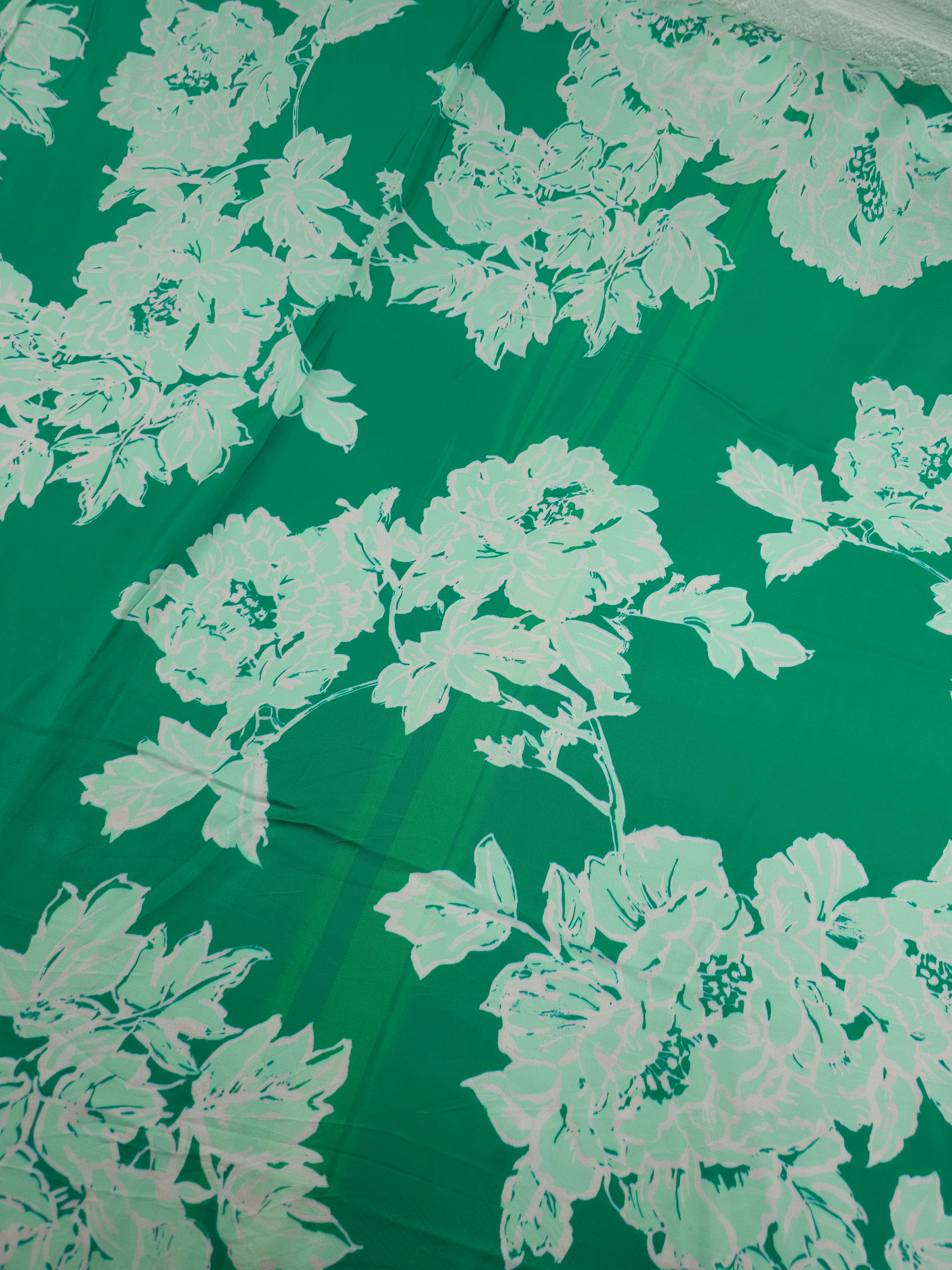 Green/Pink Large Flower Bunch Viscose Satin *DEFECT*