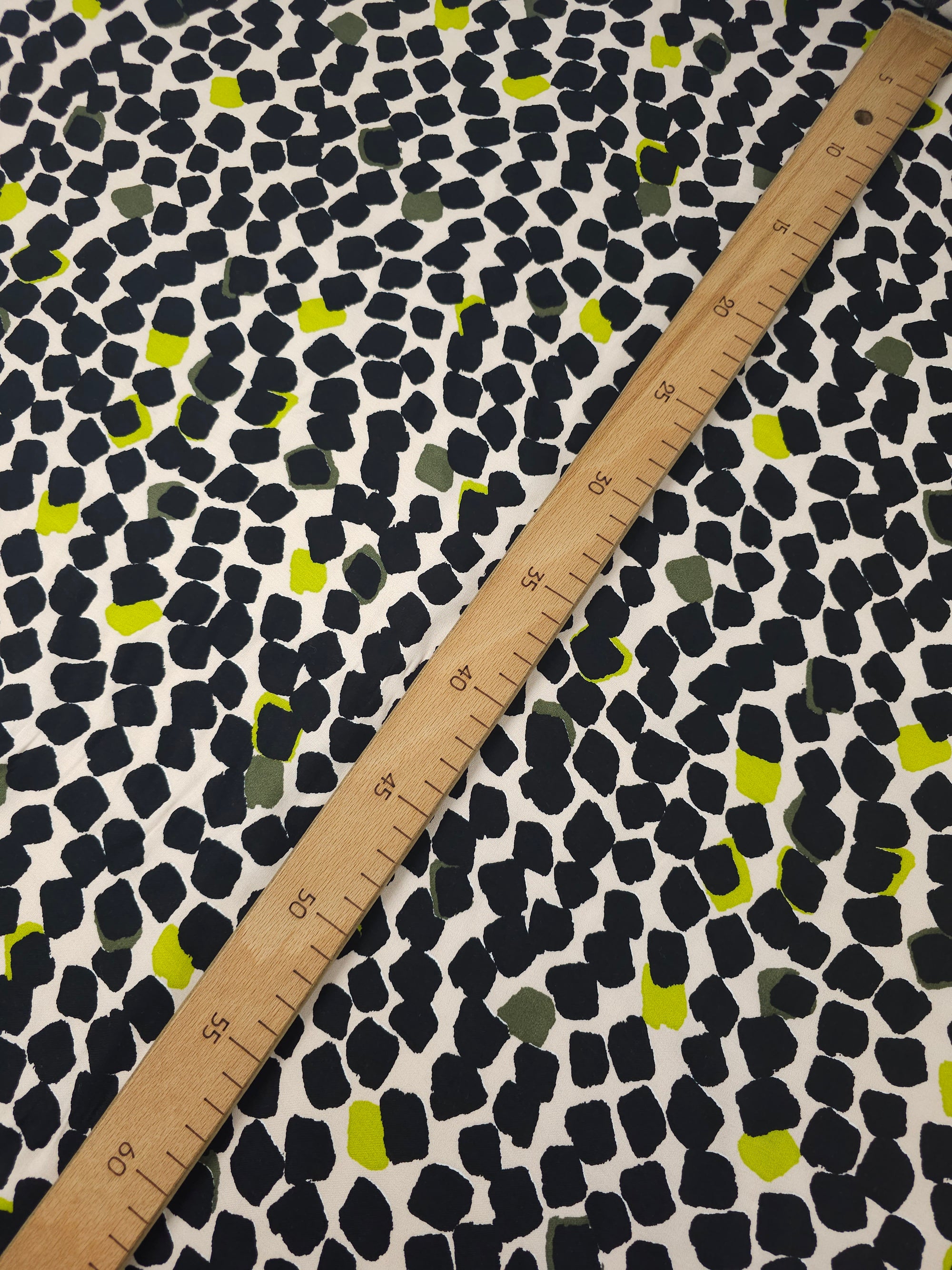 Lime/Black Irregular Square Pebble Matte Viscose Satin