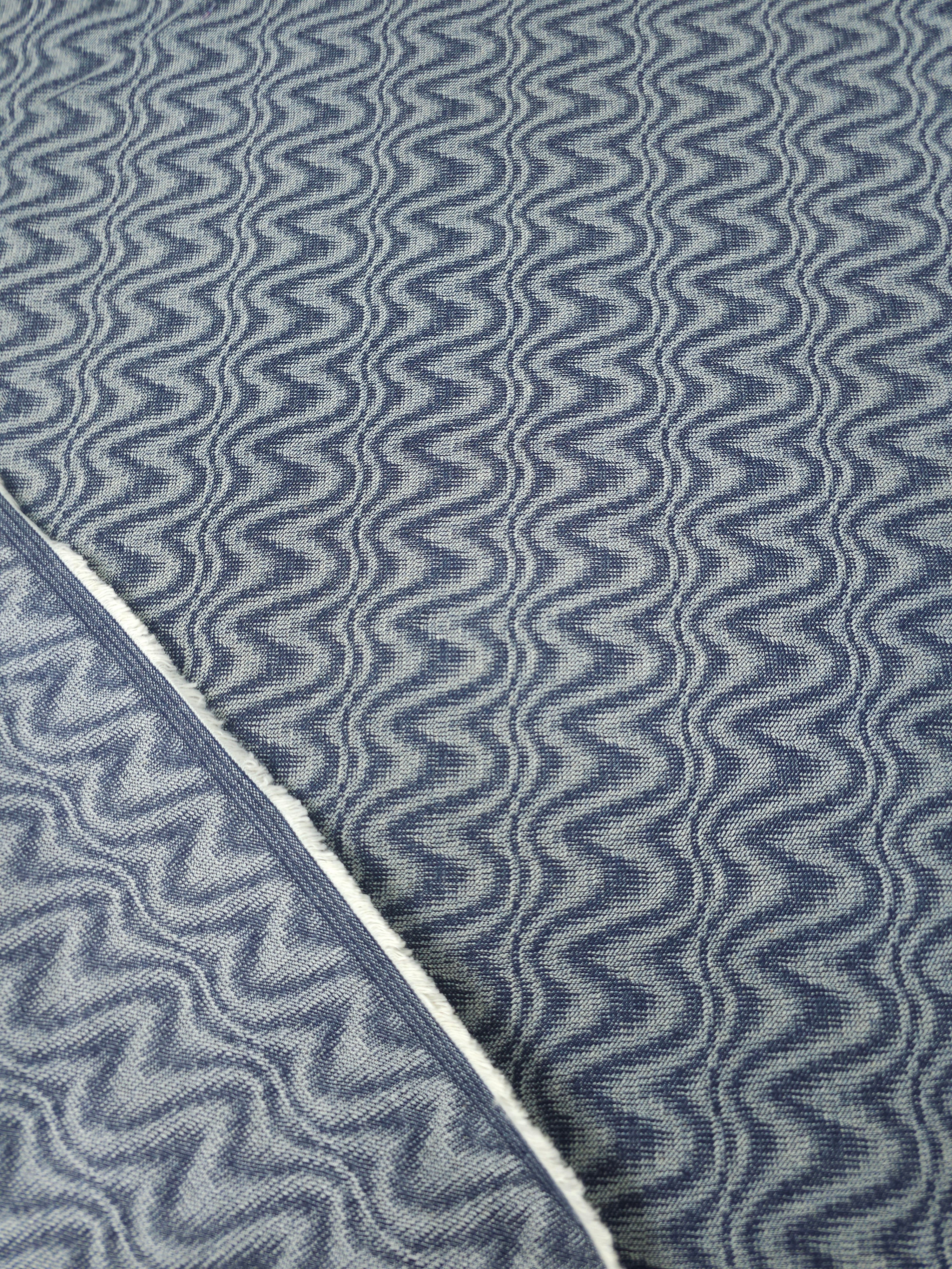 Static Wavy Denim