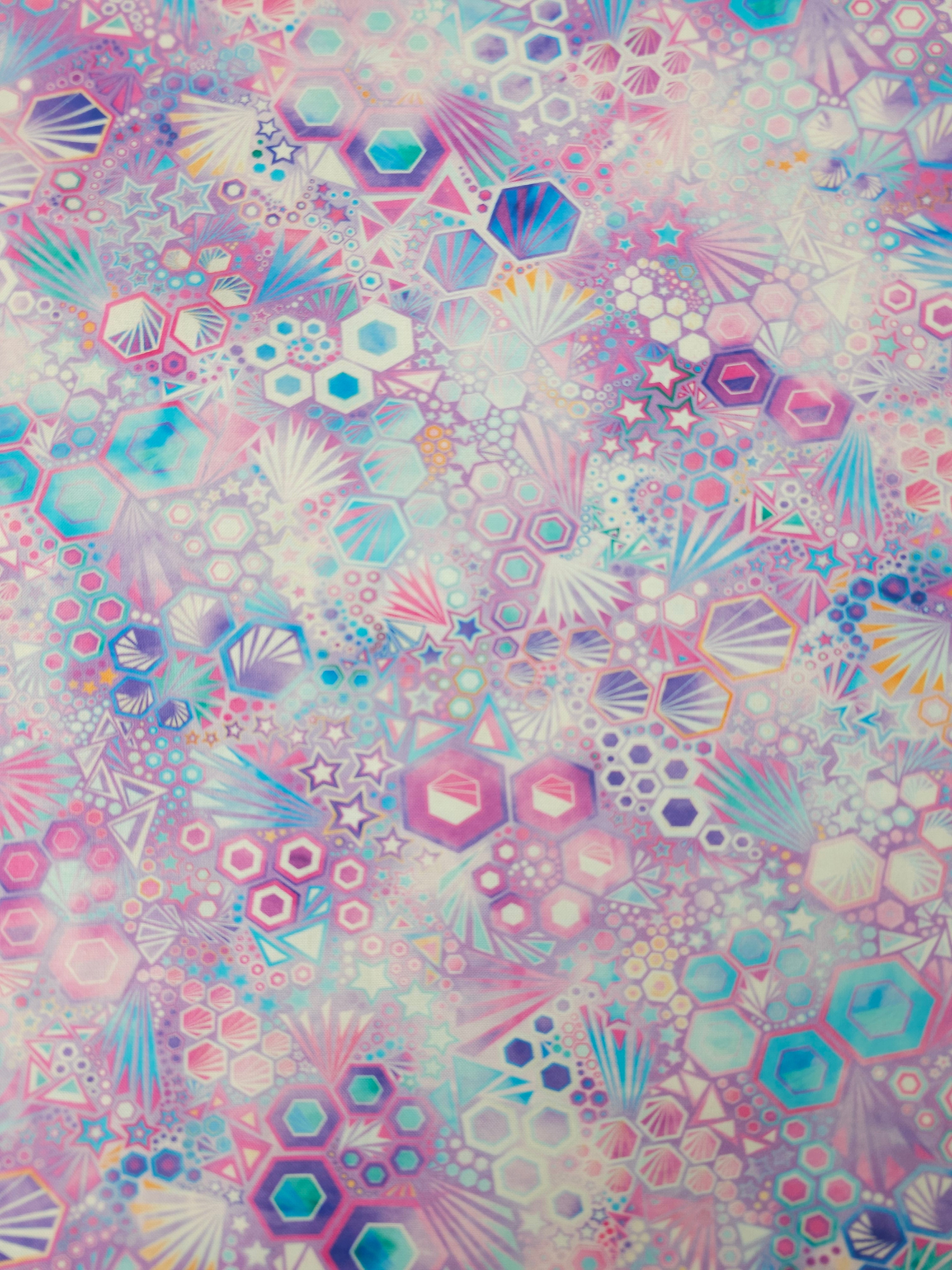 Unicorn Hexagon Phantasma 100% Cotton - Robert Kaufman