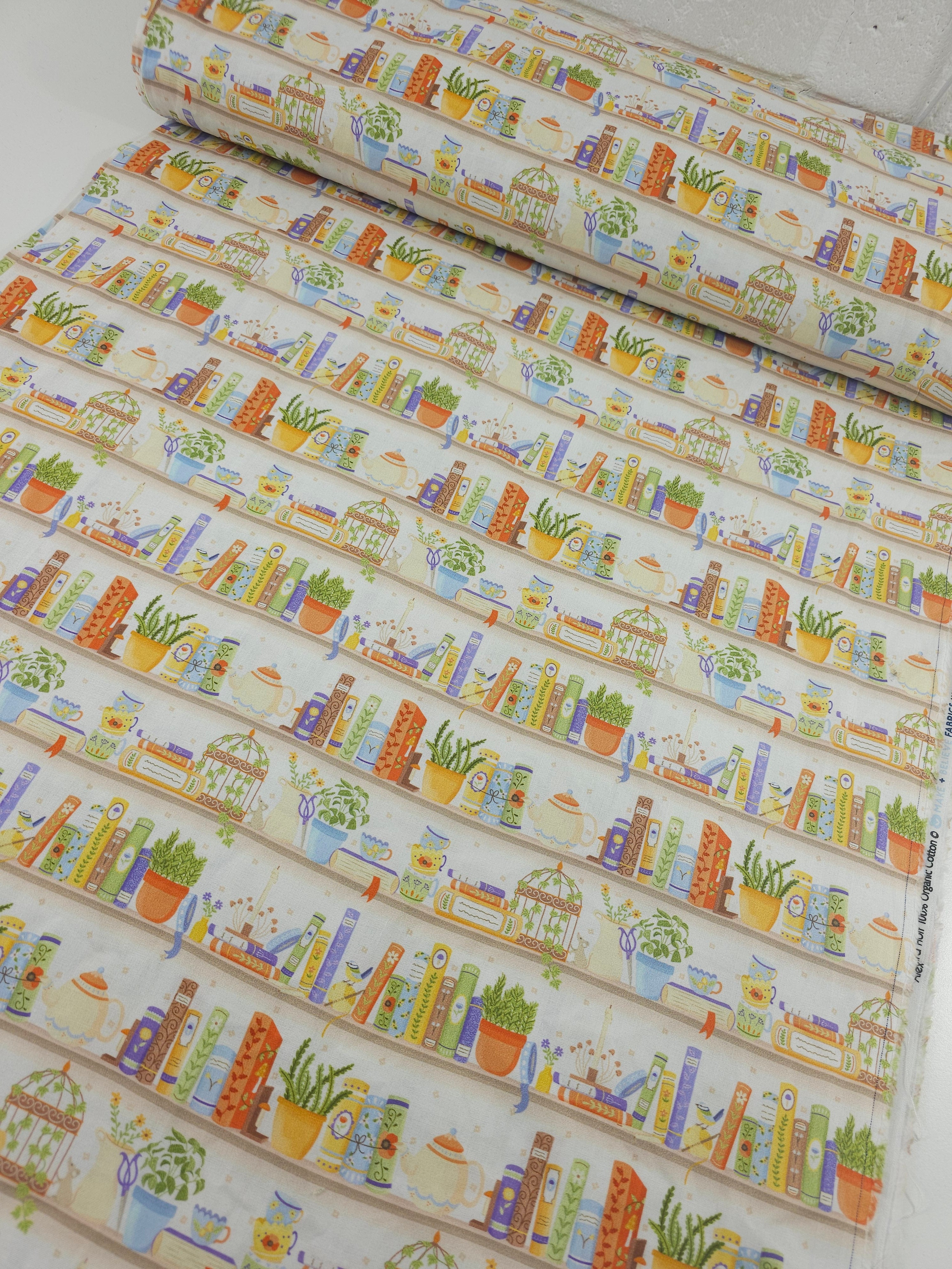 Cottage Bliss Bookshelf 100% Cotton