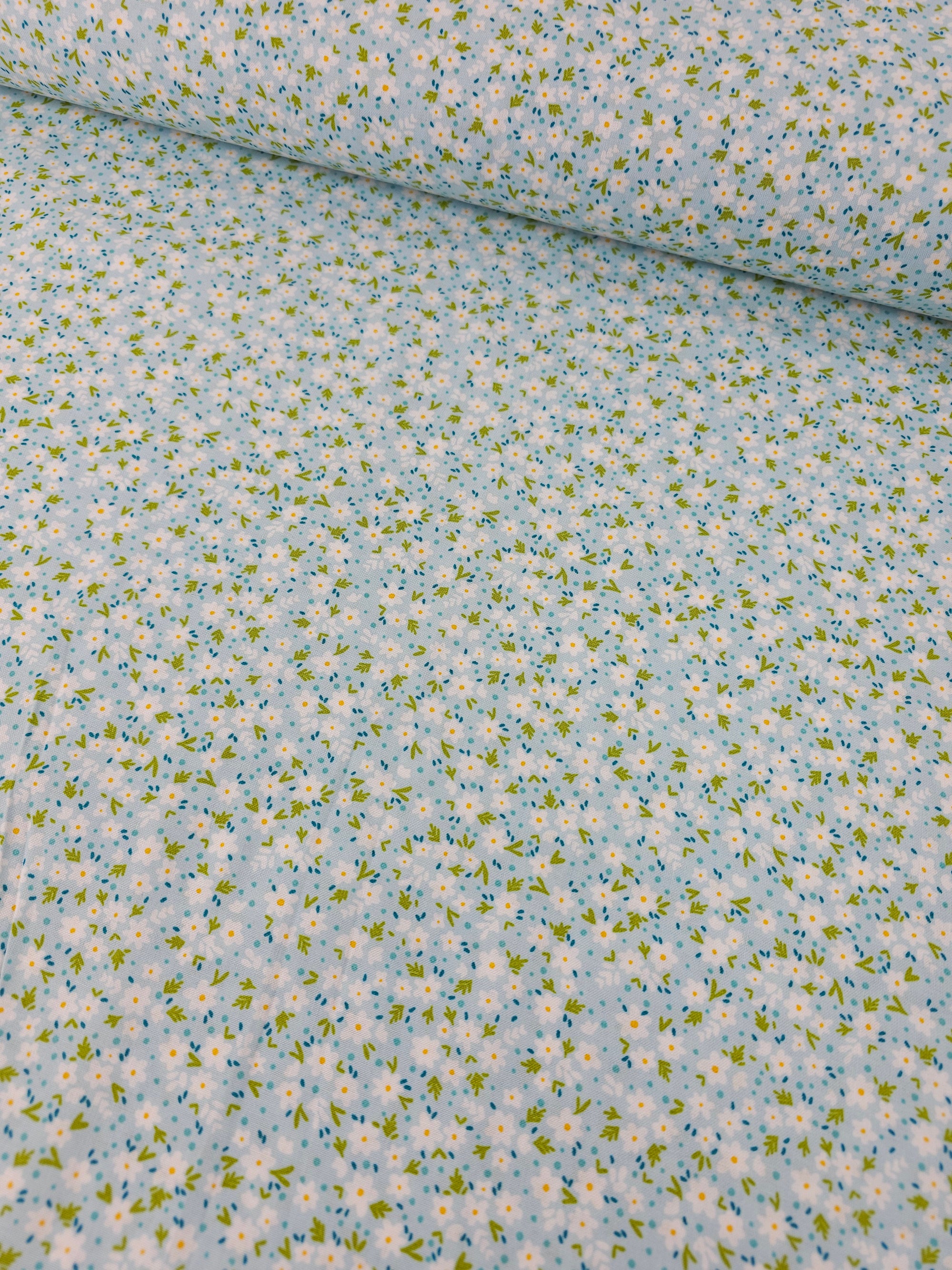 Light Blue Ditsy Daisy Party 100% Cotton