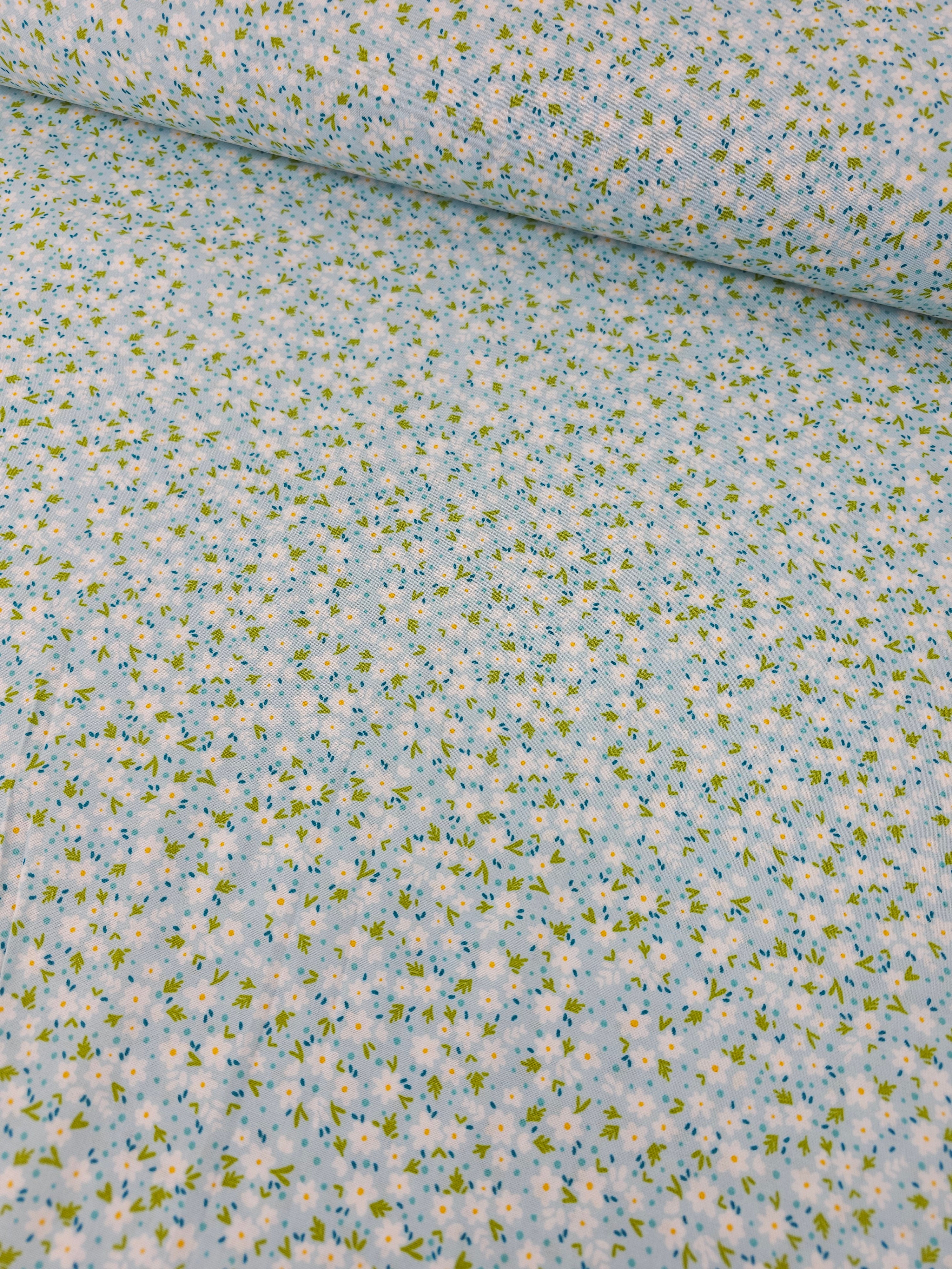 Light Blue Ditsy Daisy Party 100% Cotton