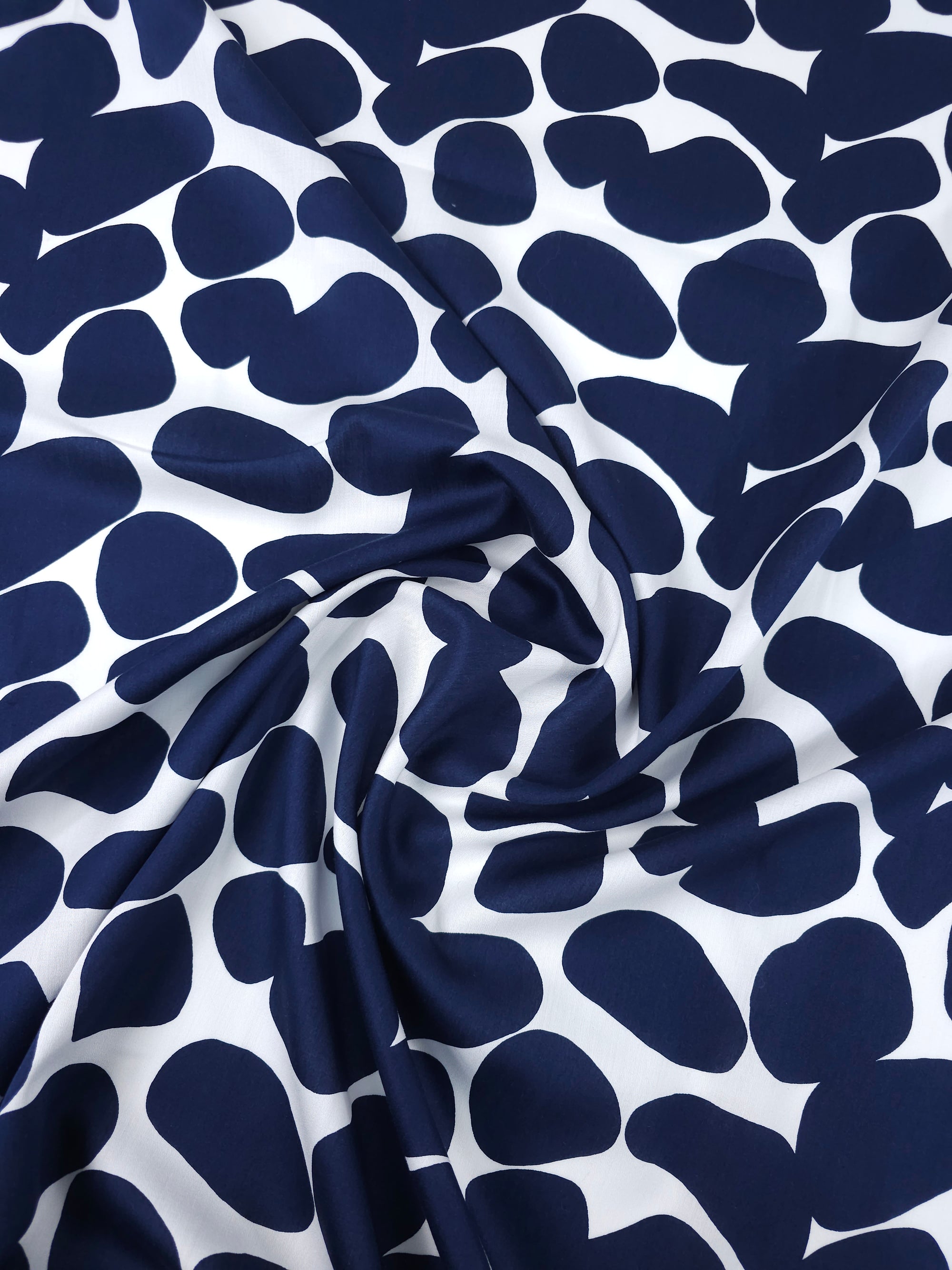 Navy/White Pebble Lightweight Cotton