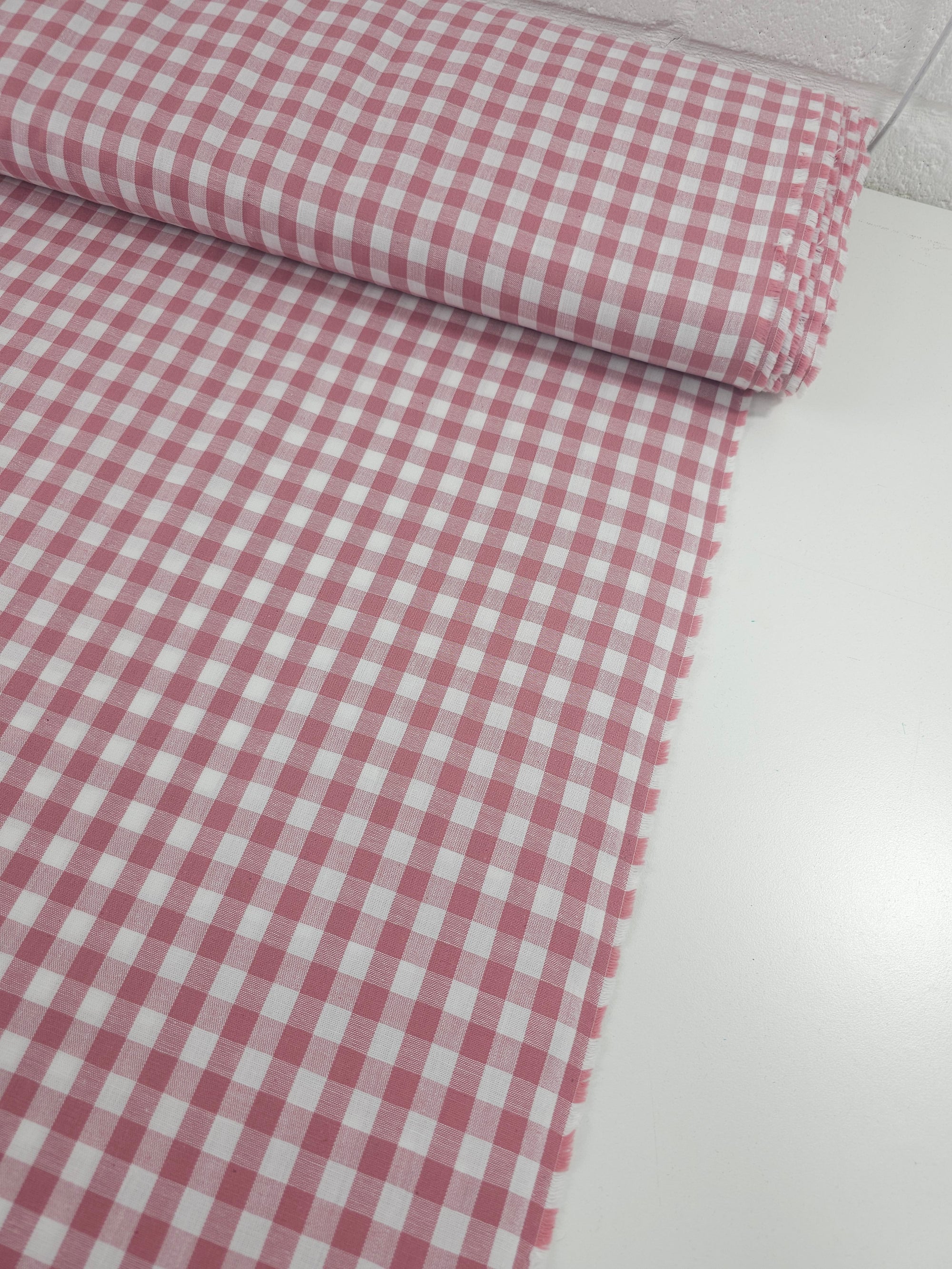 Rosewood Pink Gingham 100% Cotton 55"