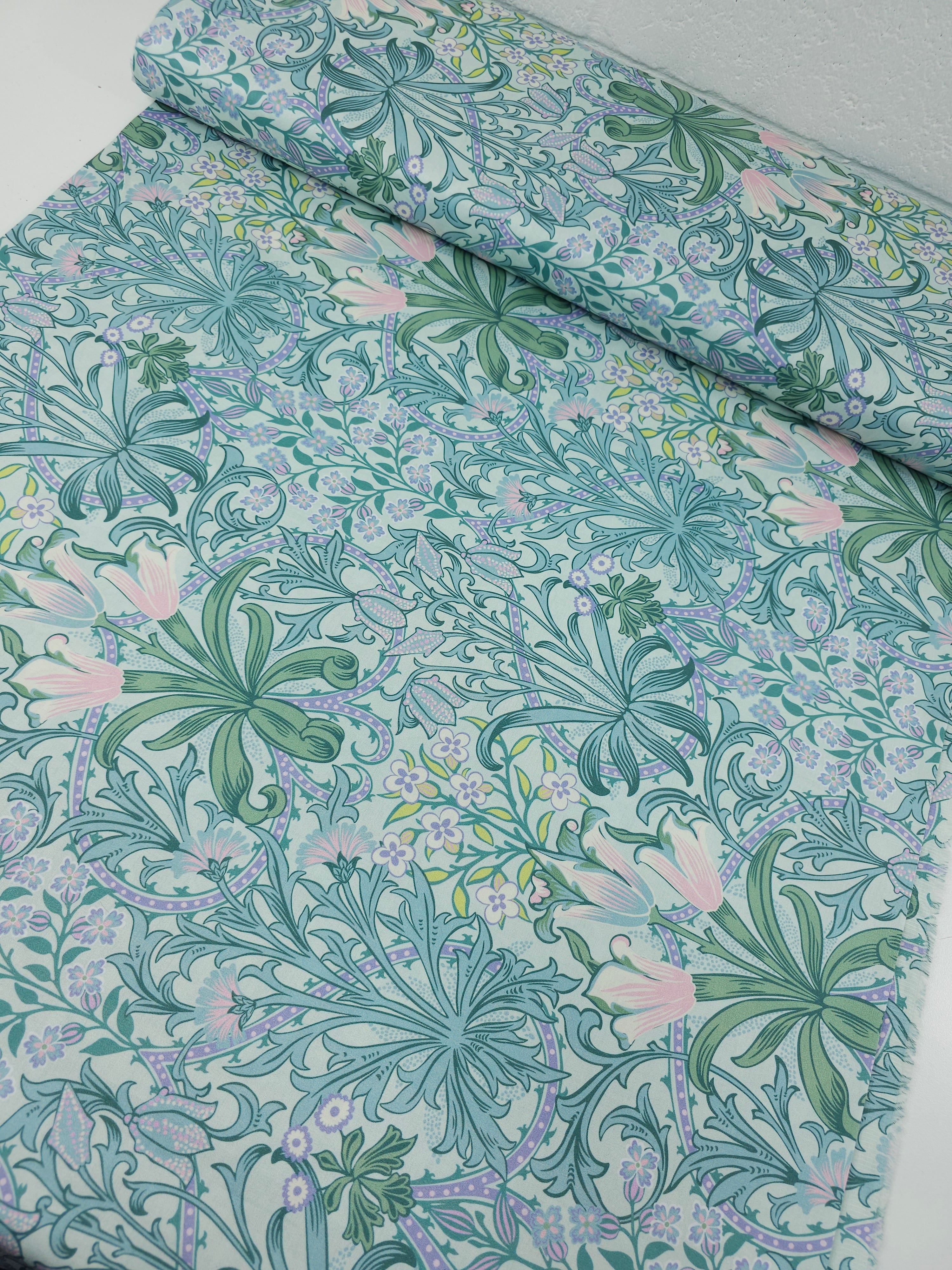 Simply Nature Floral Cotton Sateen 102" - William Morris *EXTRA WIDE*