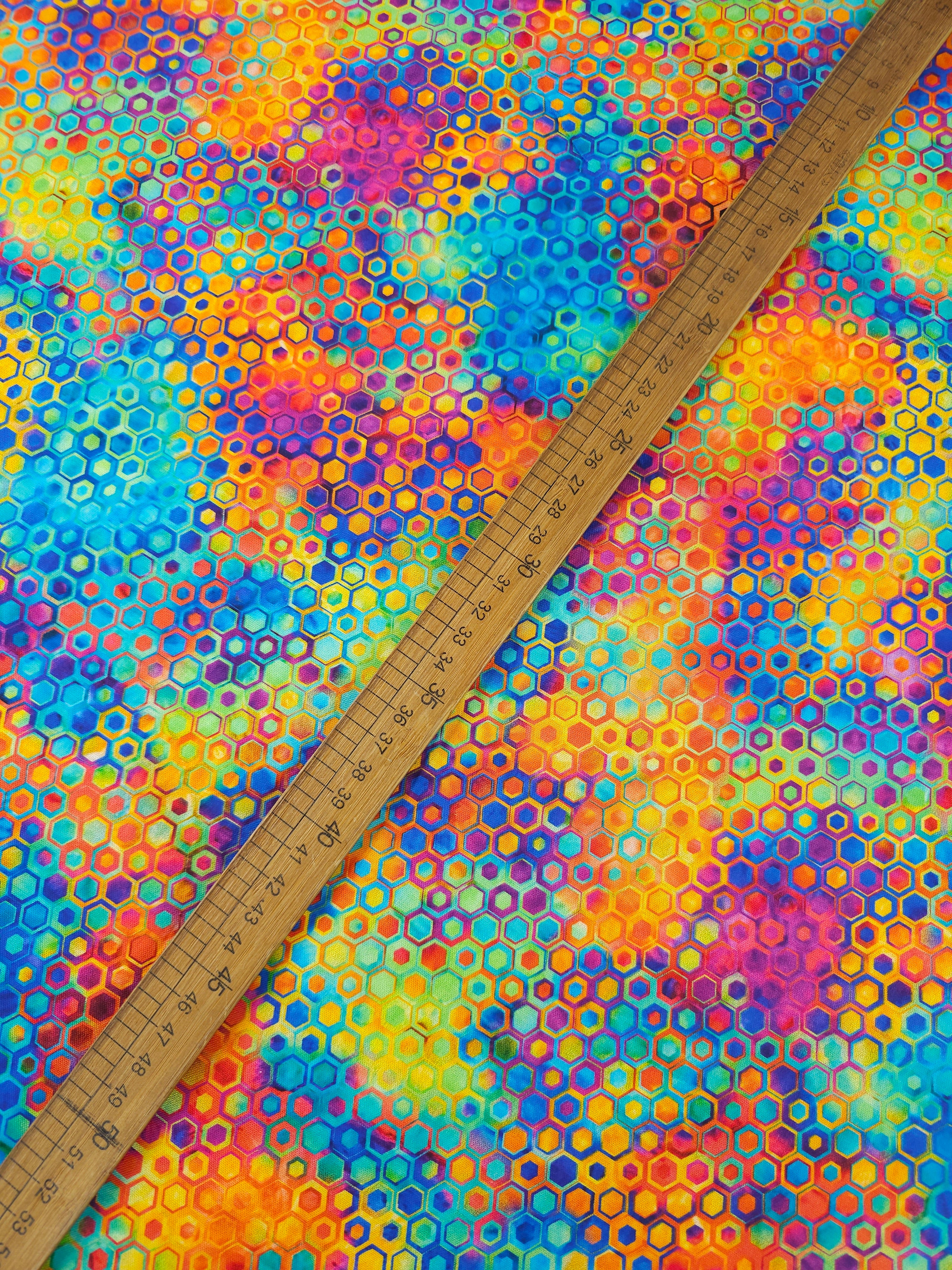 Rainbow Hexagon Phantasma 100% Cotton - Robert Kaufman