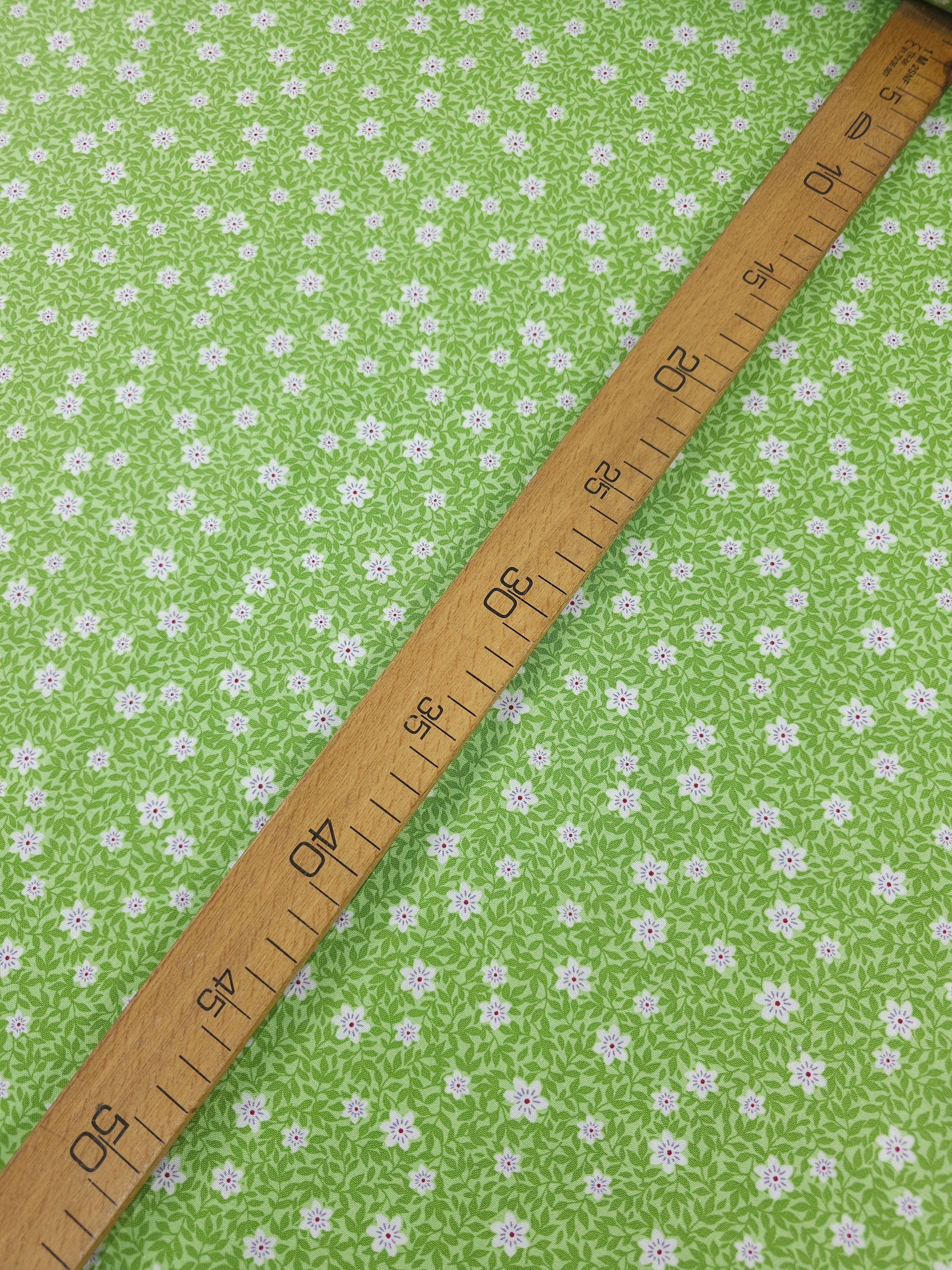 Light Green Floral Patch 100% Cotton - Benartex