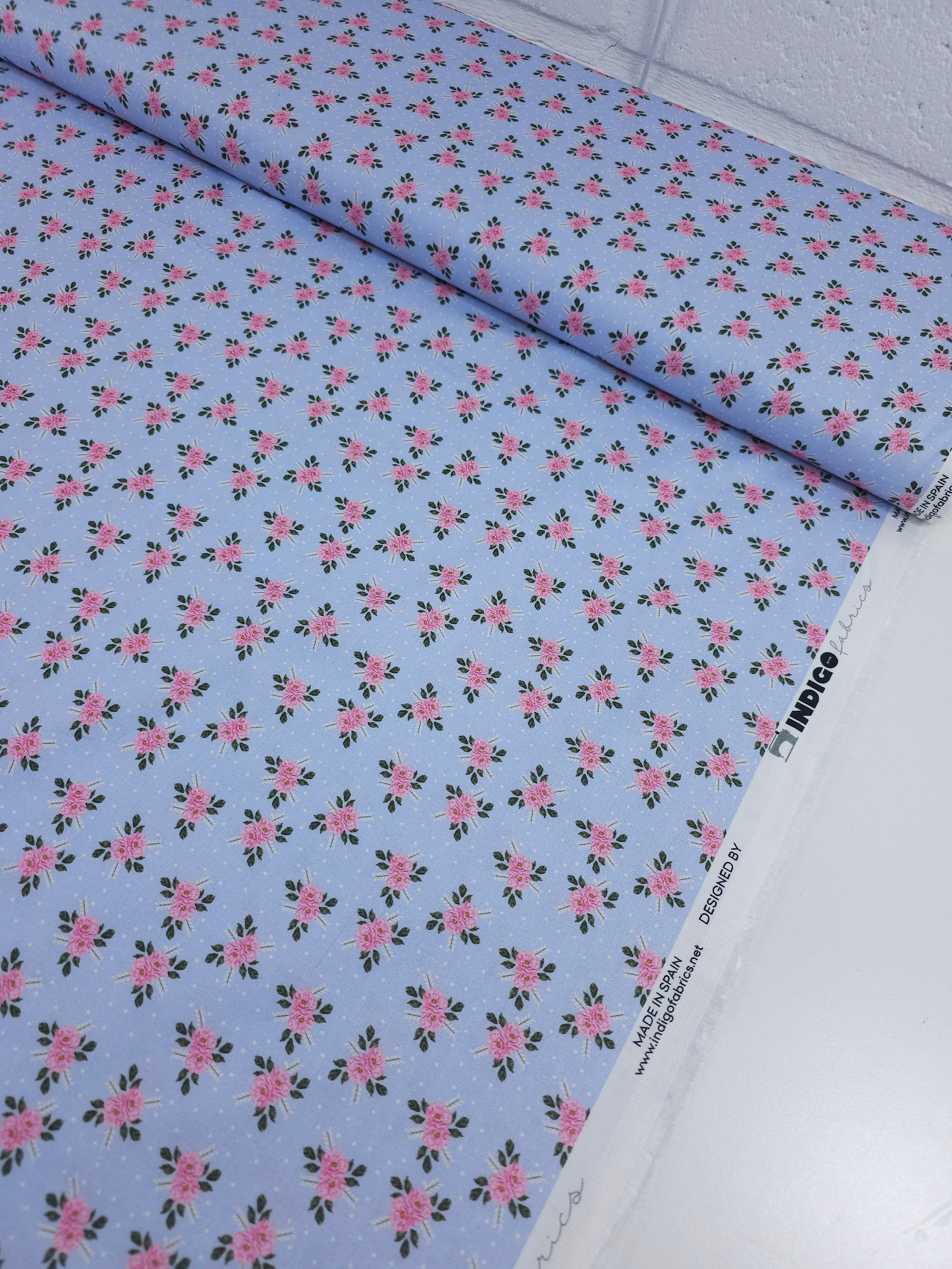 Ditsy Hydrangea Pair Floral 100% Cotton 55”