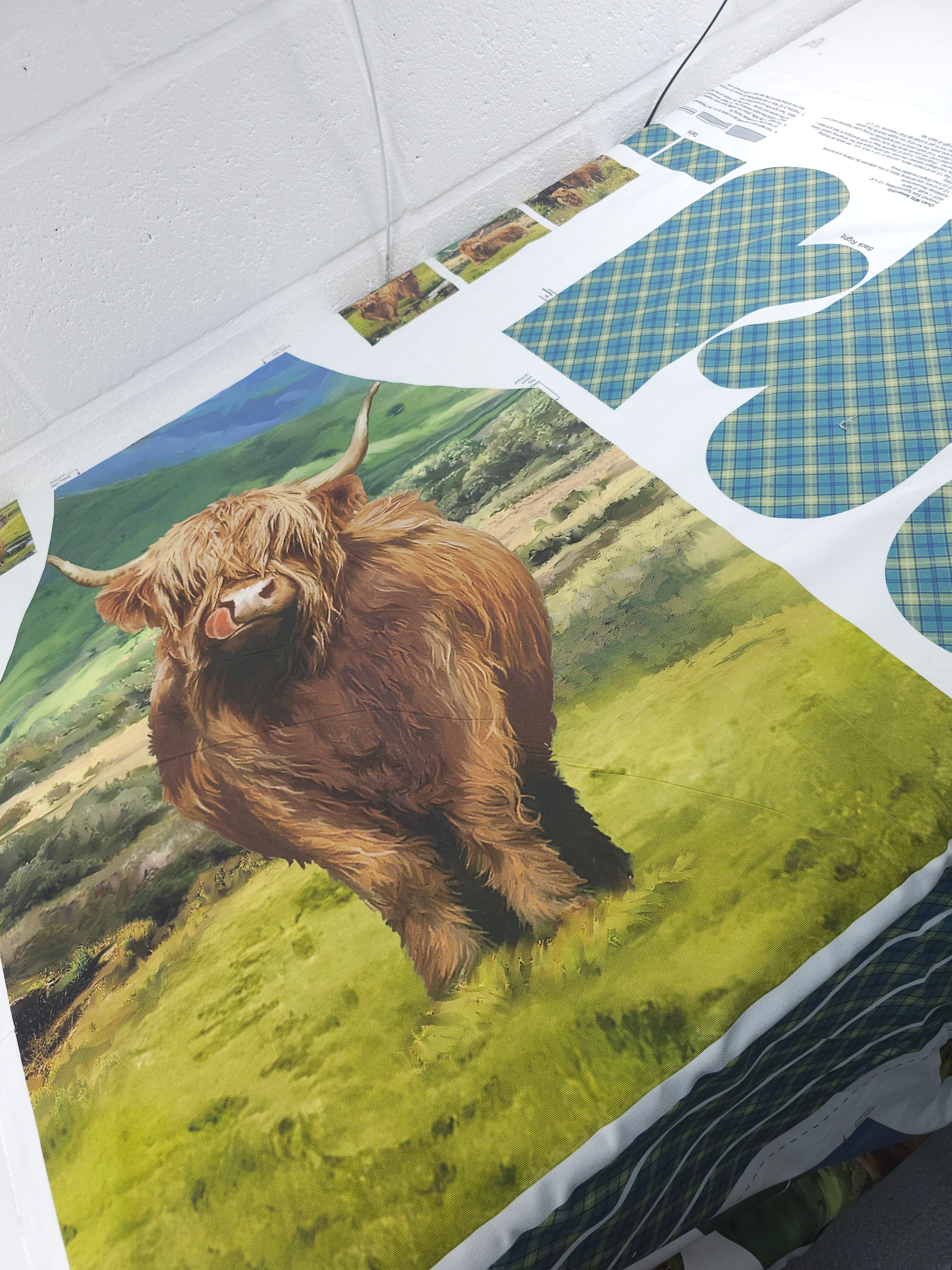 *SEW YOUR OWN* Highland Cow Apron + Mitts Canvas Cotton