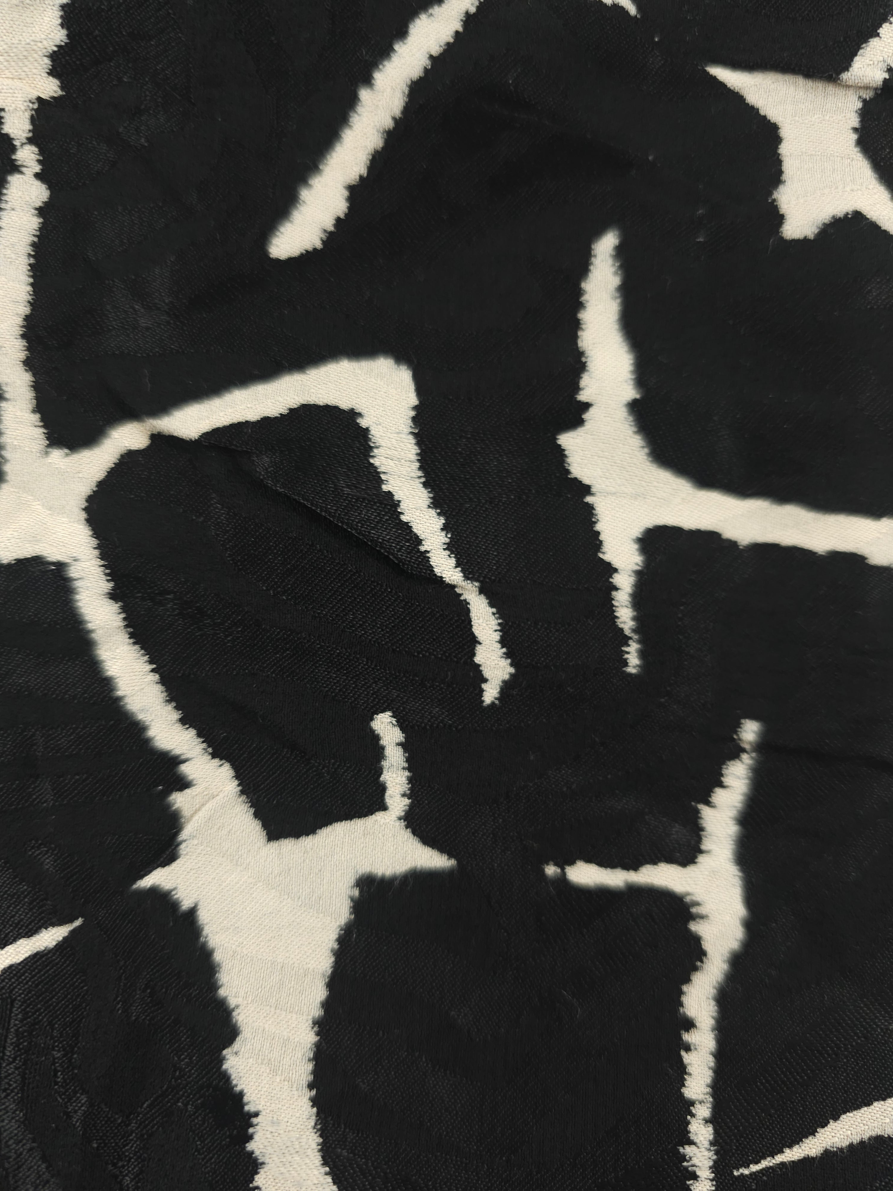 Black giraffe Viscose- 1.6m piece