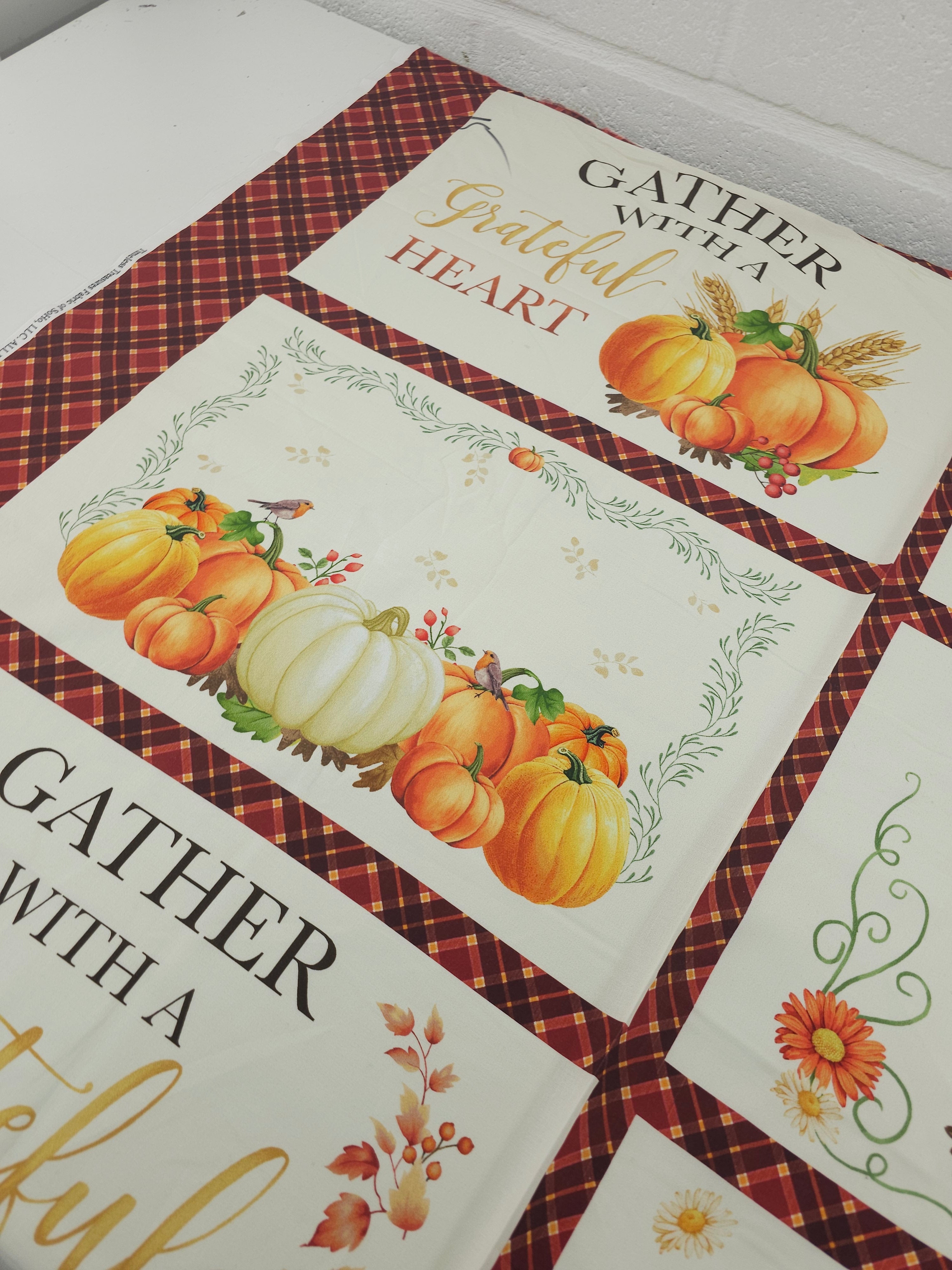 Gather With A Grateful Heart Pumpkin 100% Cotton - 90cm Panel