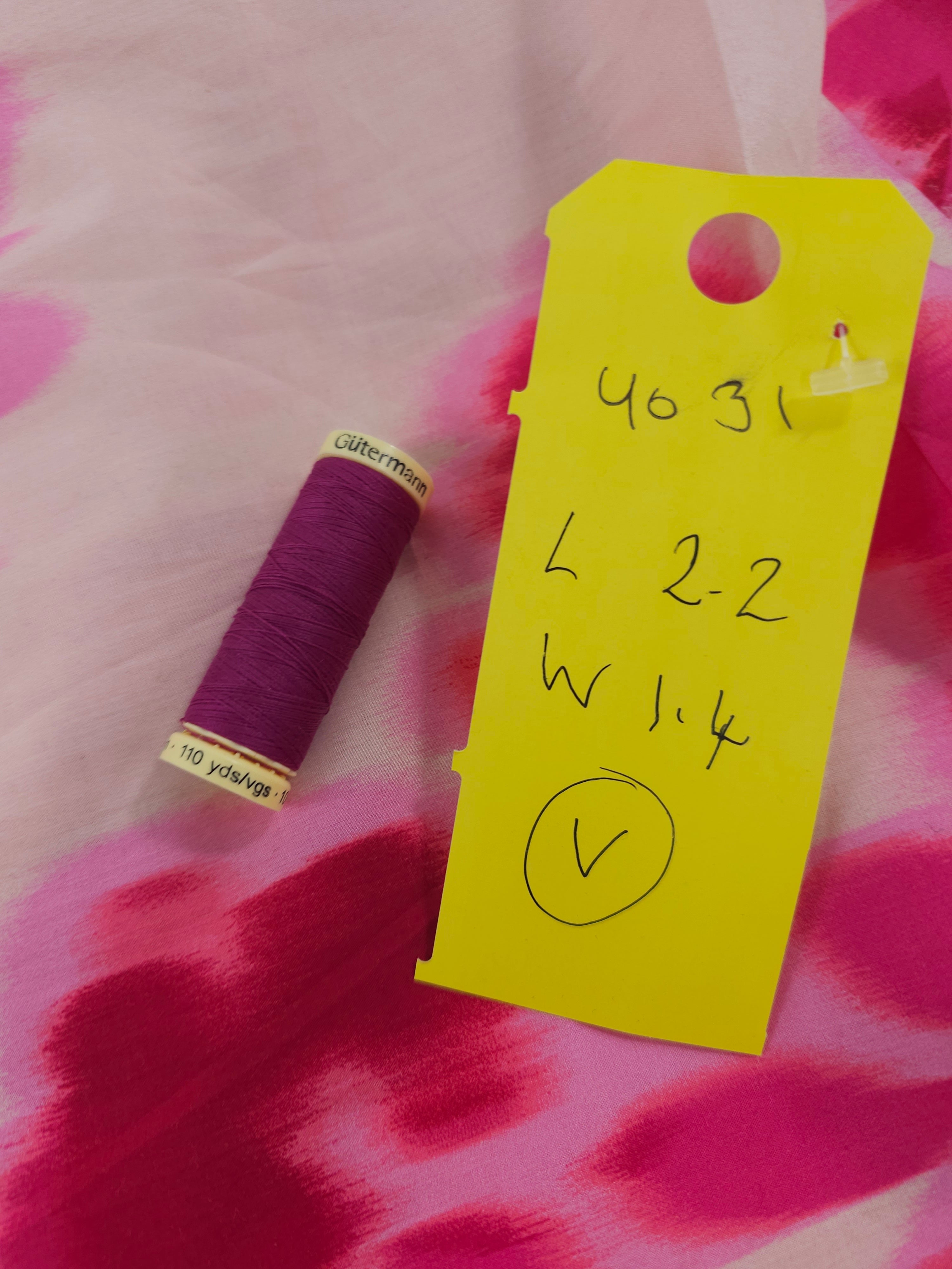 Pink flower blend Viscose- 2.2m