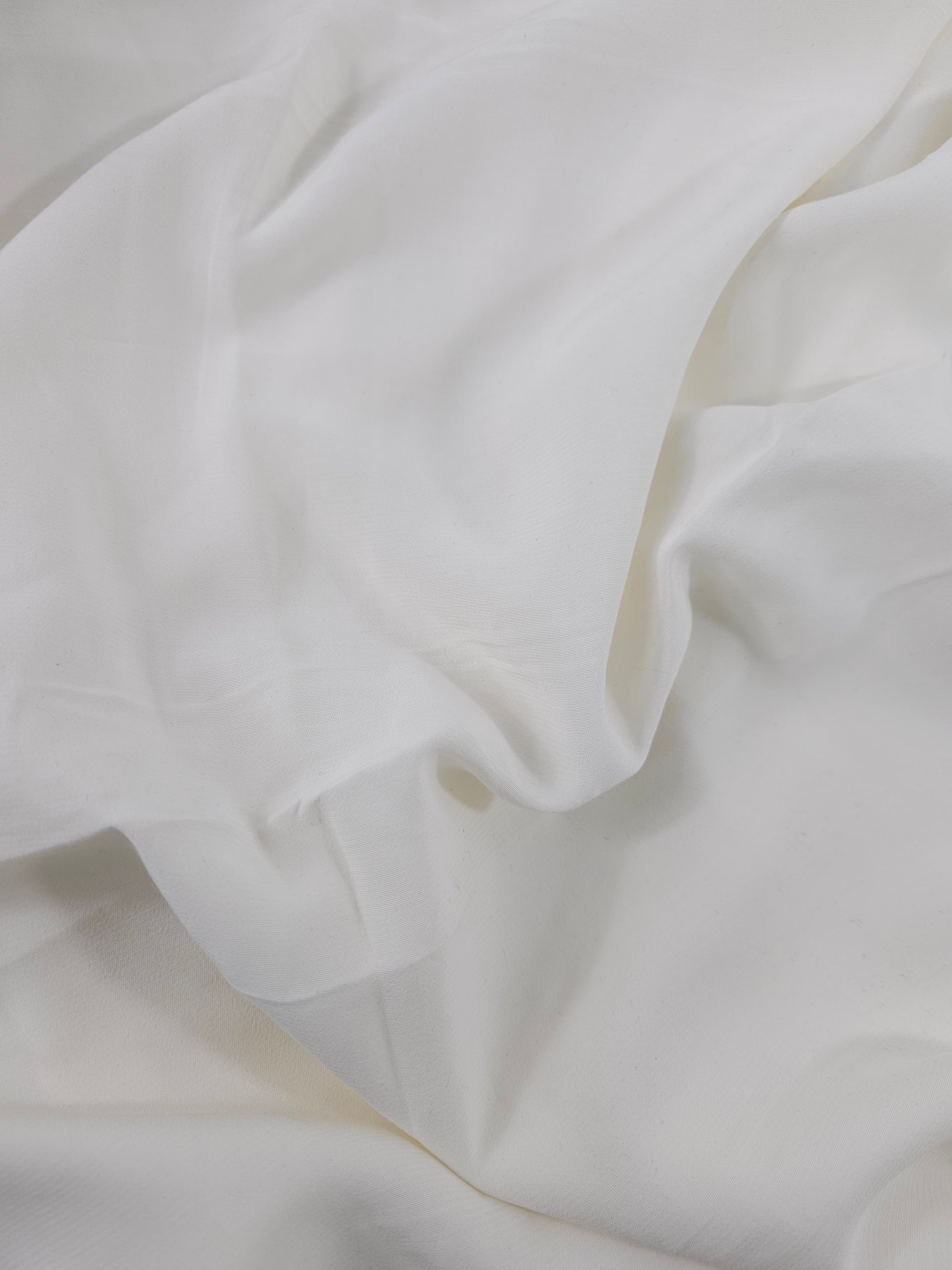 White Crepe Suiting - 2.5m Piece