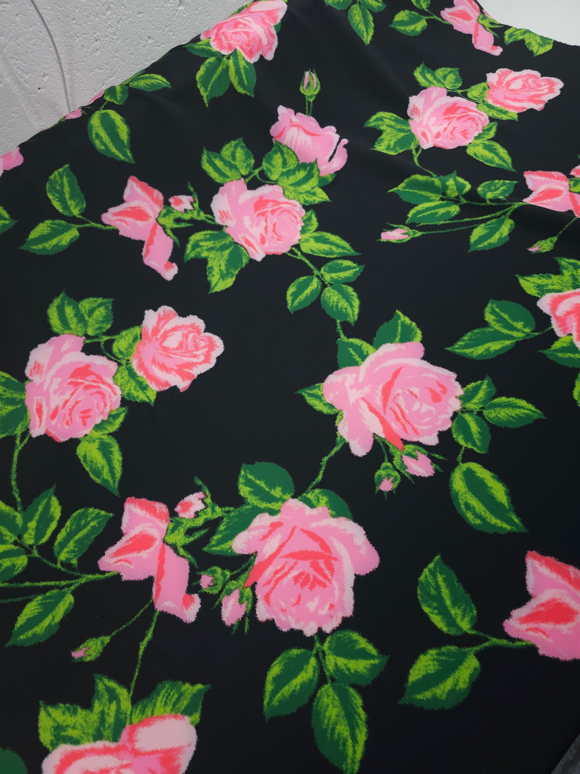 Pink/Black Static Rose Lightweight Suba